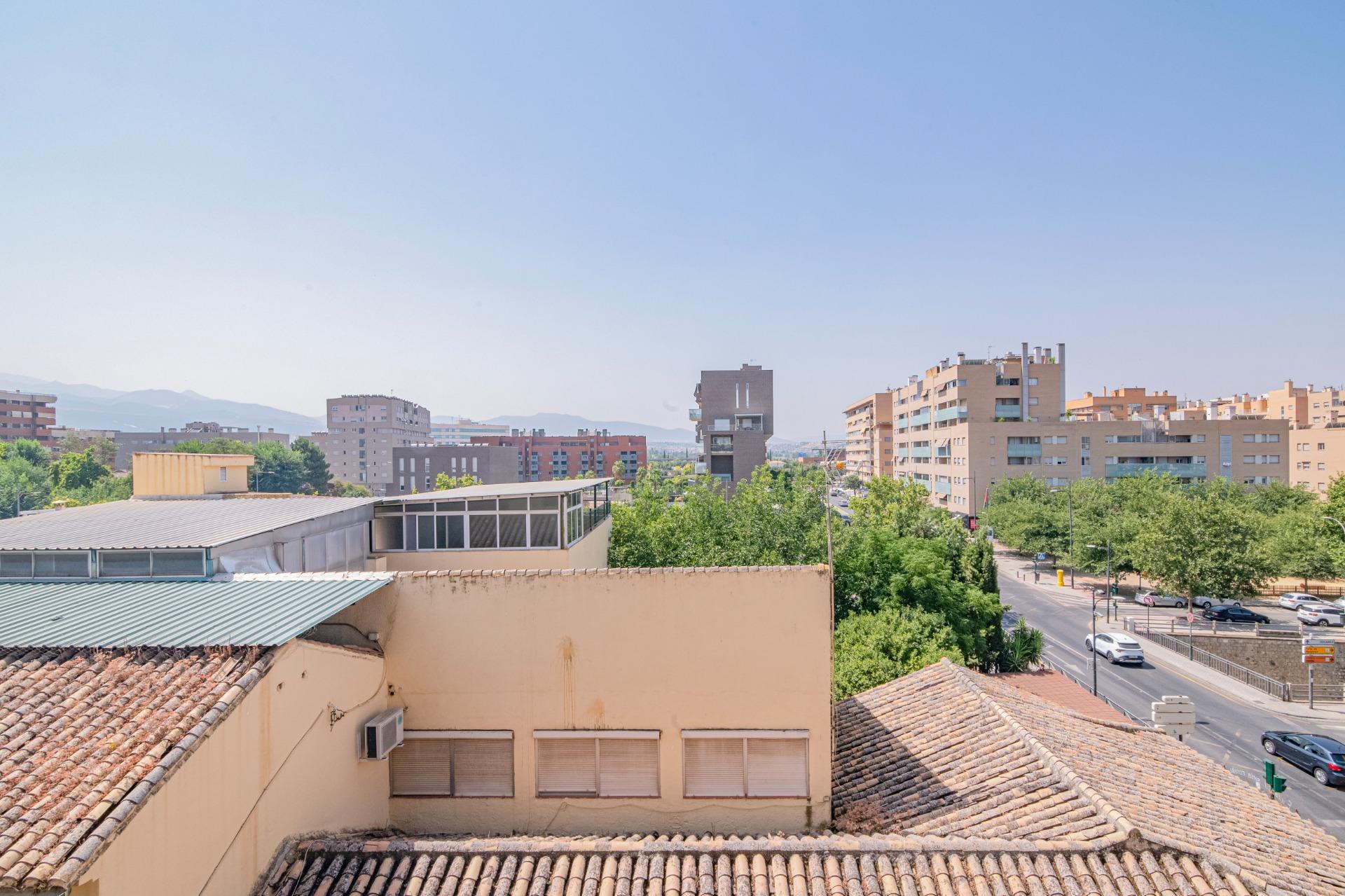 OPORTUNIDAD EN VENTA DE PISO DE 4 DORMITORIOS TOTALMENTE EXT - foto 14