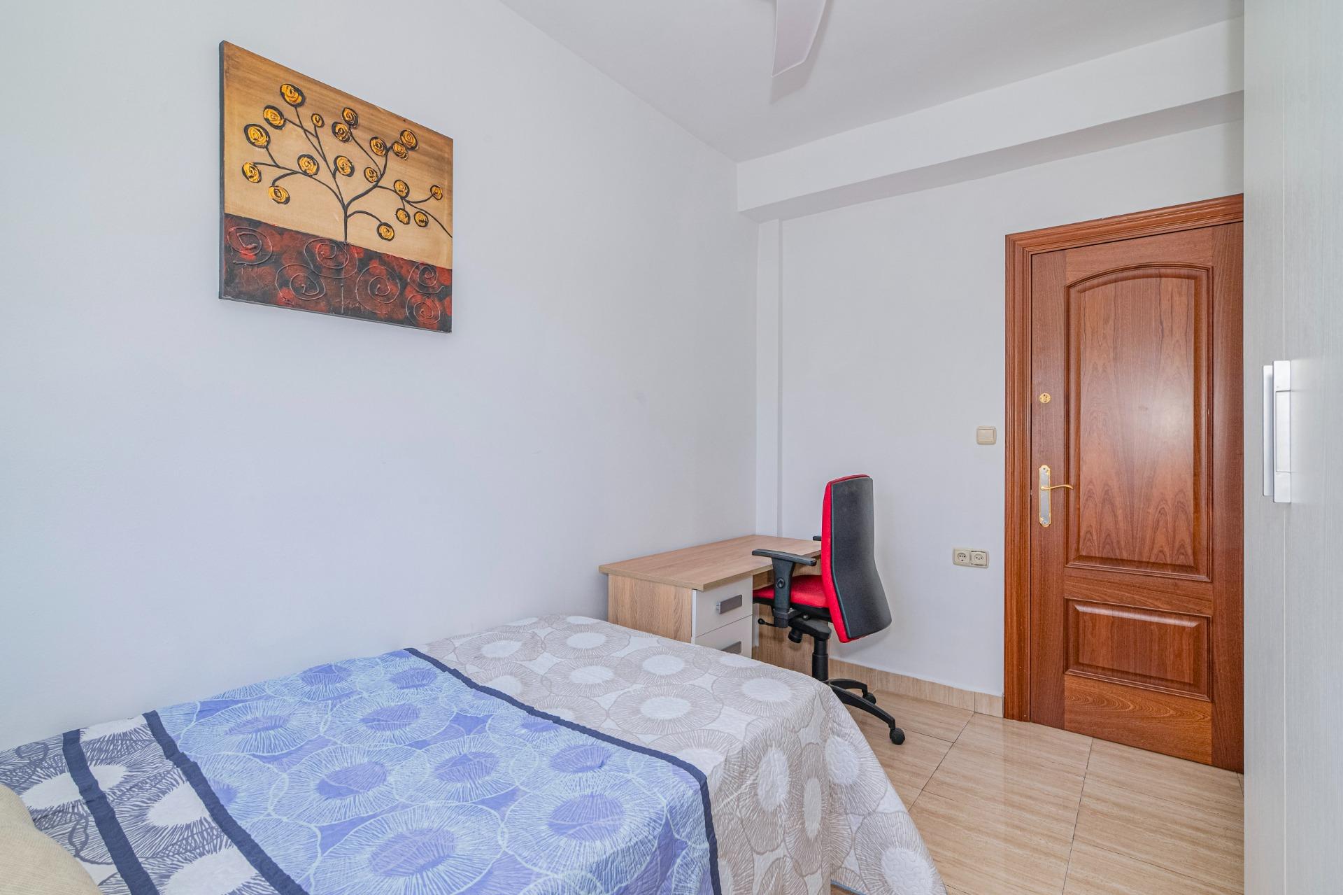 OPORTUNIDAD EN VENTA DE PISO DE 4 DORMITORIOS TOTALMENTE EXT - foto 21
