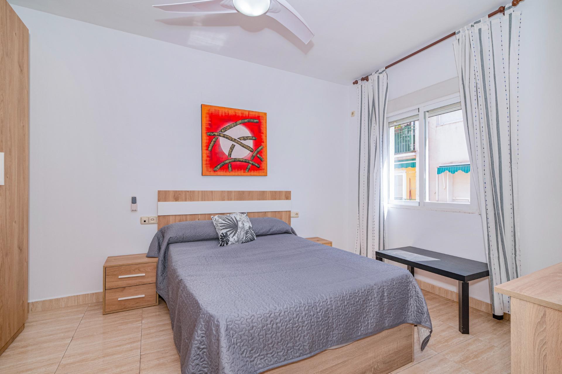 OPORTUNIDAD EN VENTA DE PISO DE 4 DORMITORIOS TOTALMENTE EXT - foto 4