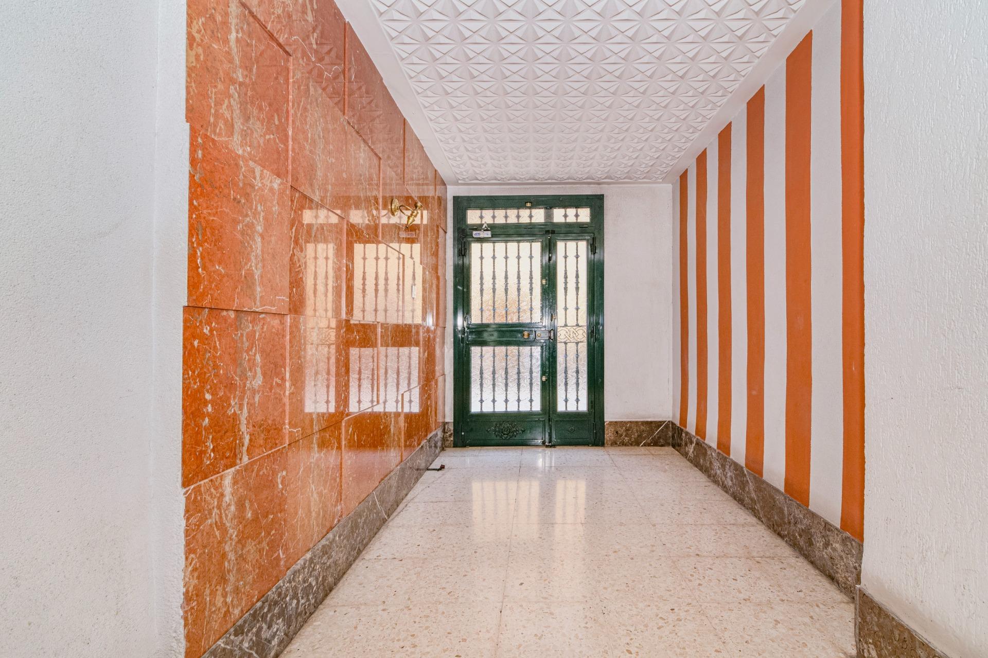 OPORTUNIDAD EN VENTA DE PISO DE 4 DORMITORIOS TOTALMENTE EXT - foto 34