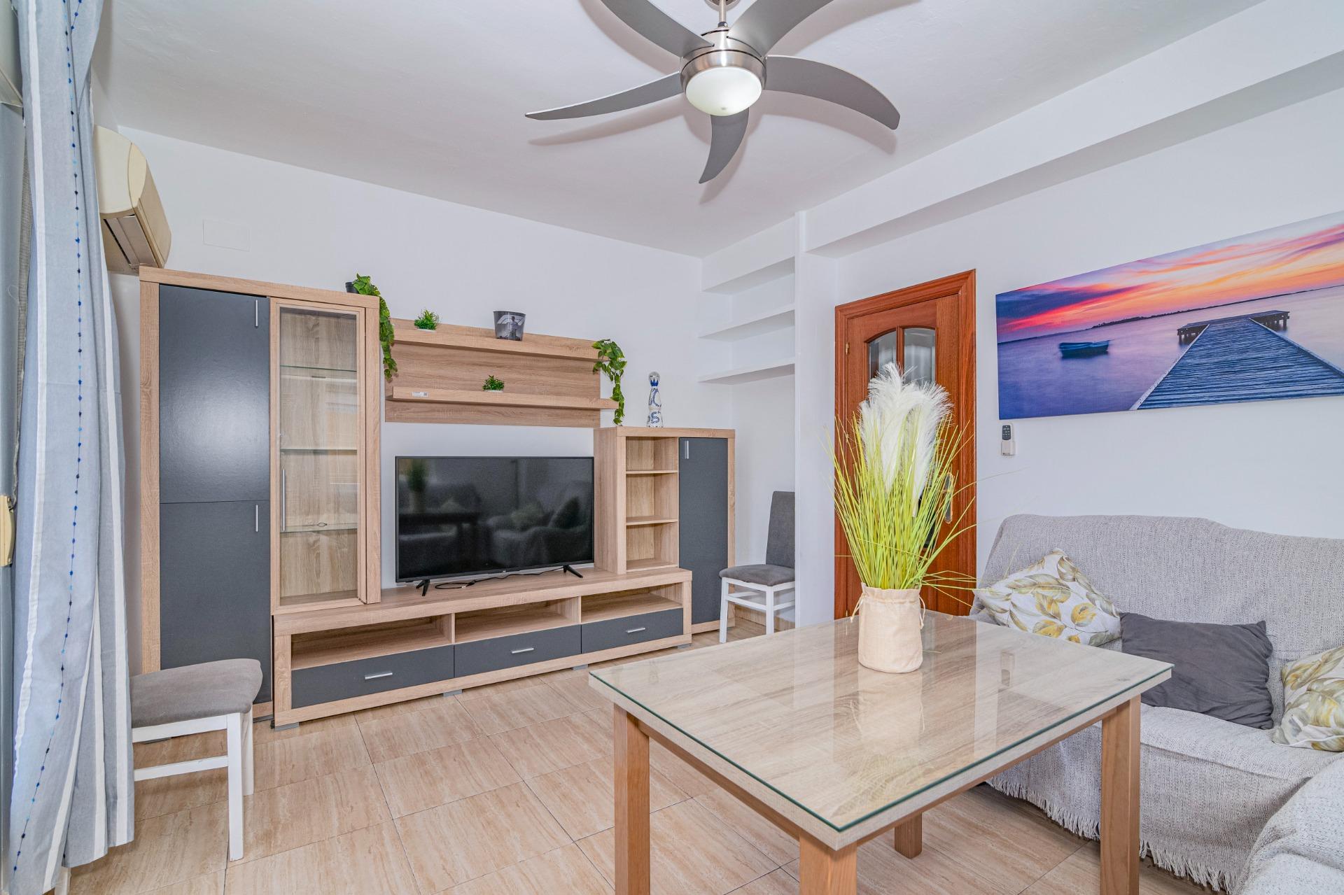 OPORTUNIDAD EN VENTA DE PISO DE 4 DORMITORIOS TOTALMENTE EXT - foto 8
