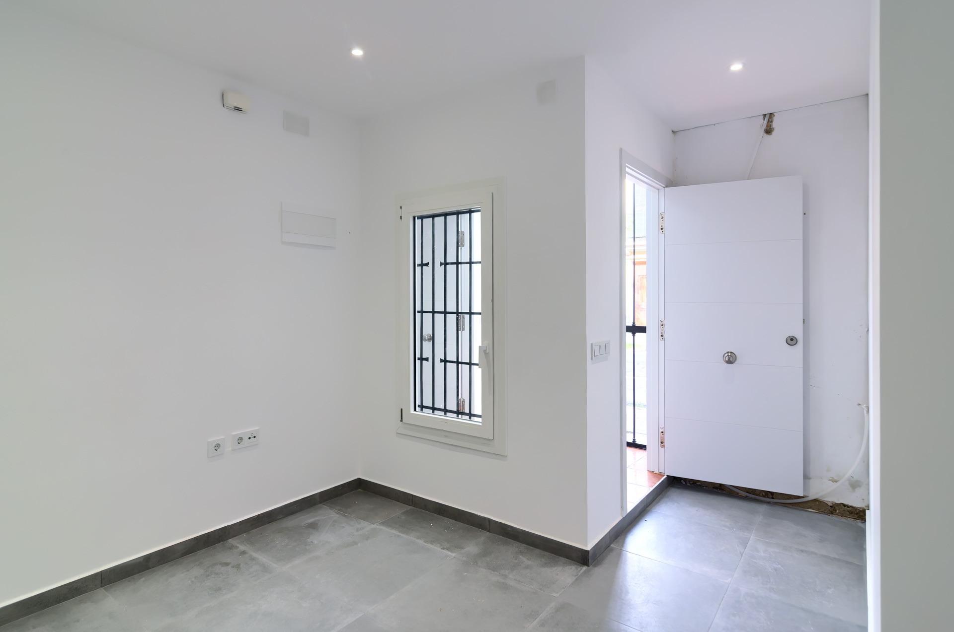 Tu nuevo hogar en El Cabanyal: reforma integral, patio y ubi - foto 8