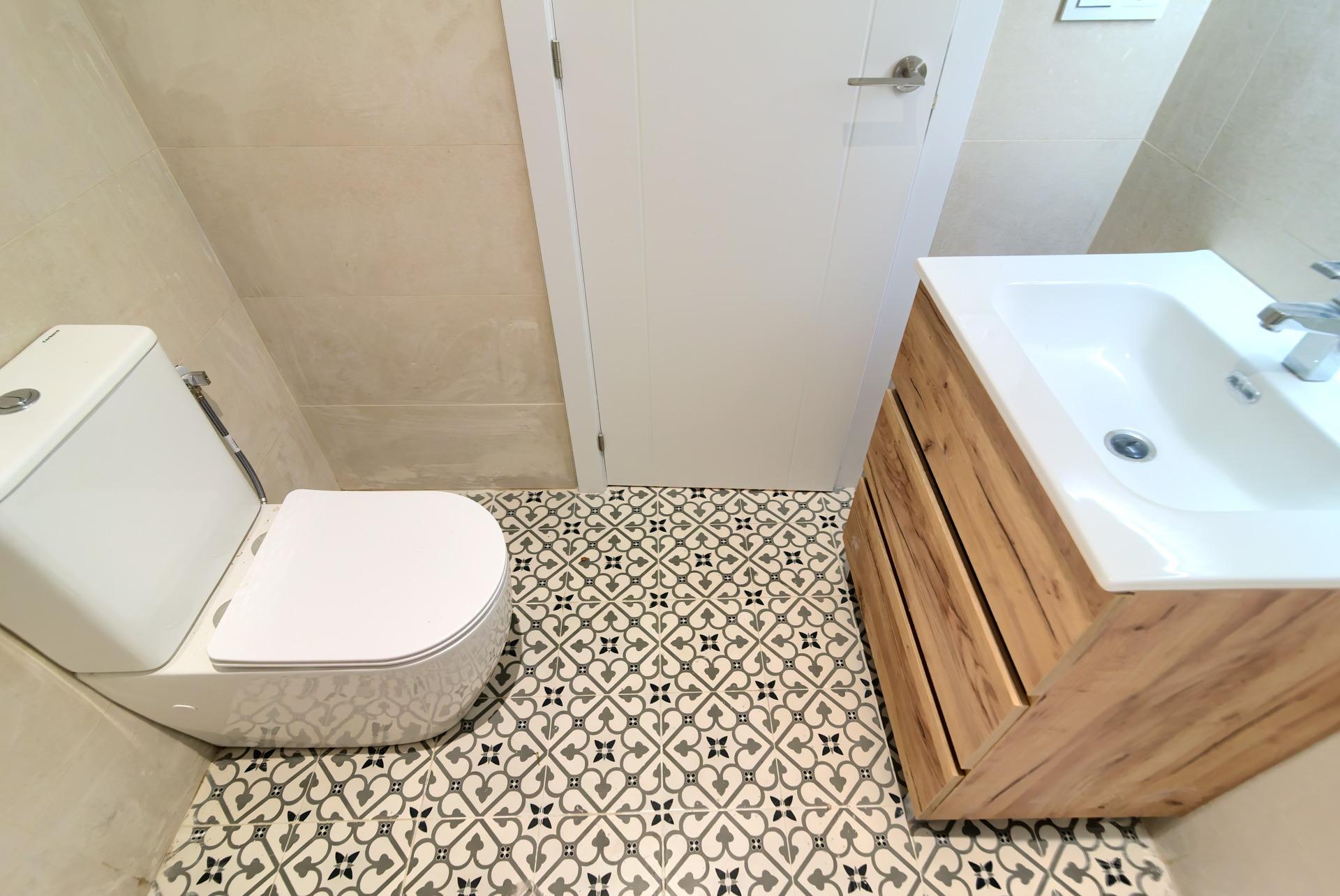 Tu nuevo hogar en El Cabanyal: reforma integral, patio y ubi - foto 27