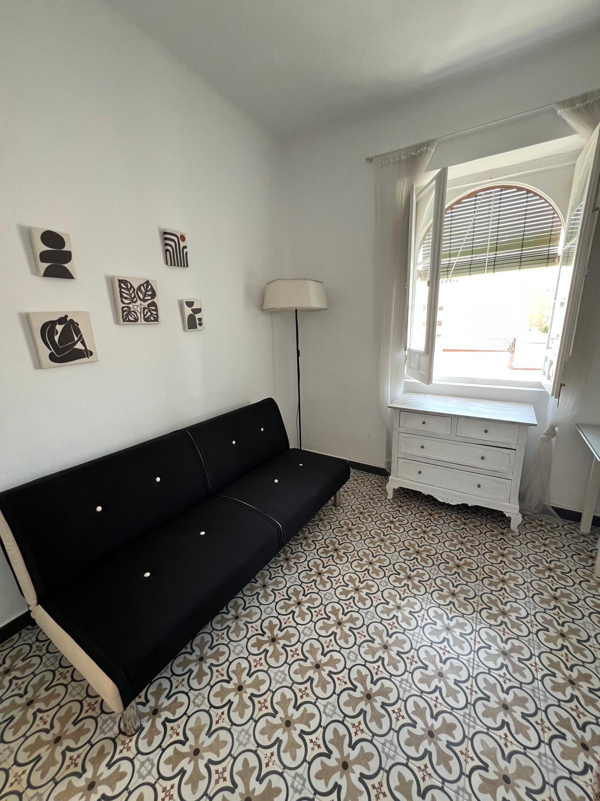 Centro San Julián. Coqueto  y bonito estudio amueblado se al - foto 5