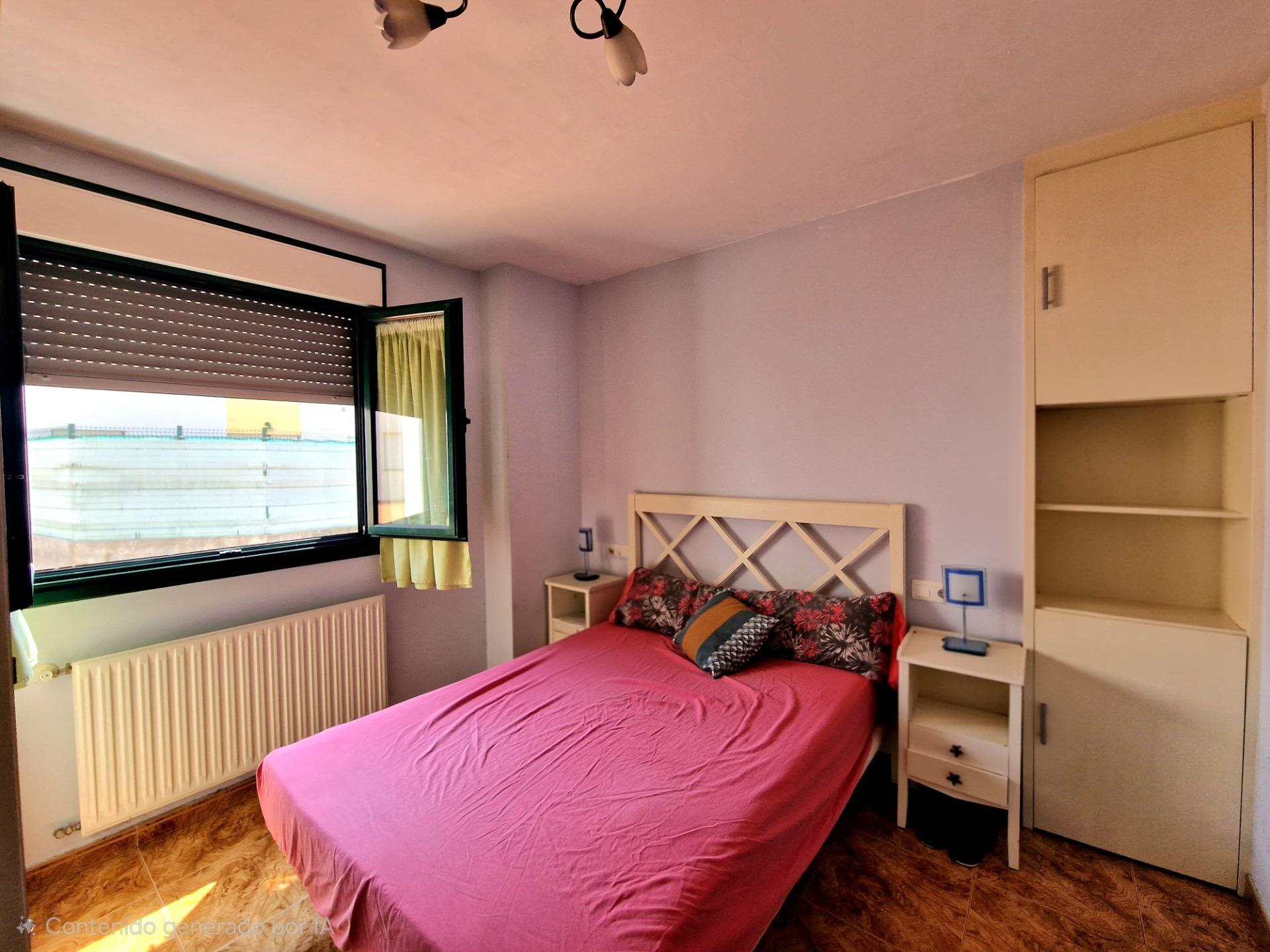 Ponemos en VENTA este Bajo con terraza y amplia cochera cerr - foto 11