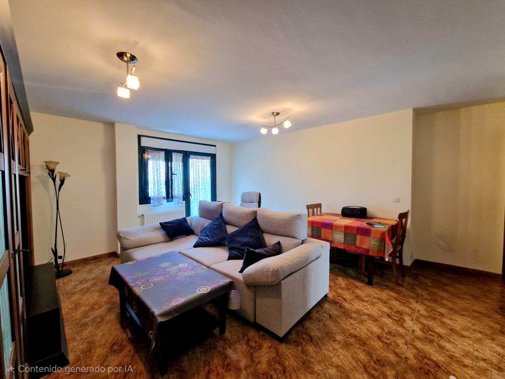 Ponemos en VENTA este Bajo con terraza y amplia cochera cerr - foto 8