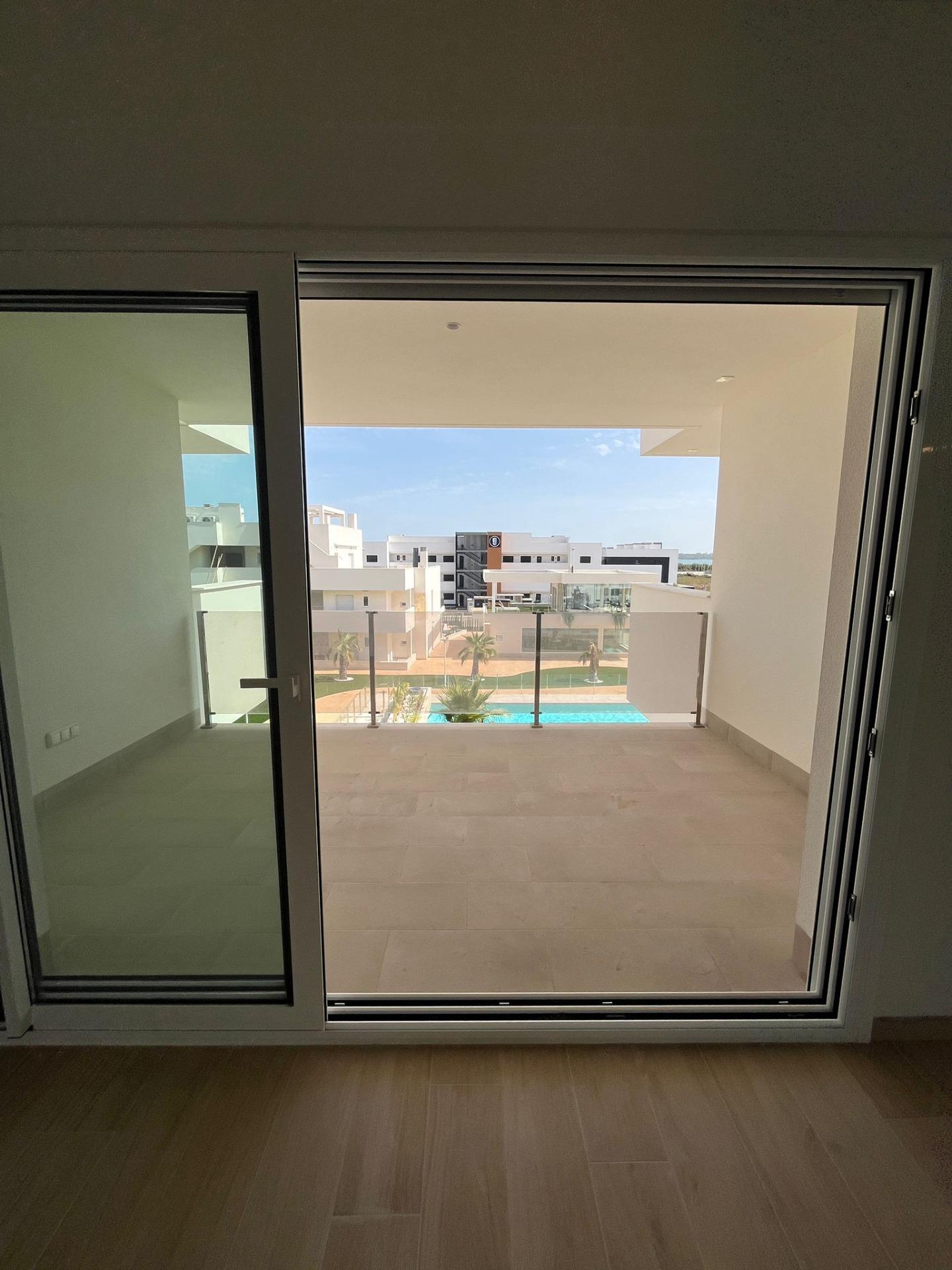 FANTASTICO PISO EN RESIDENCIAL DE OBRA NUEVA, EN URBANIZACIÓ - foto 11
