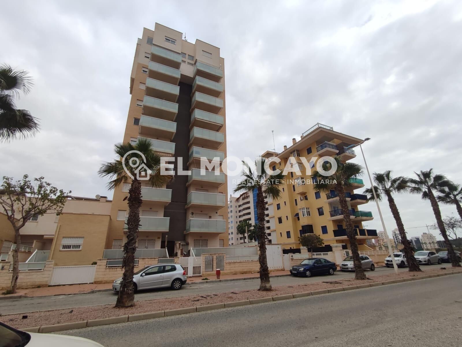 Fantástico apartamento con terraza en Guardamar del Segura, 