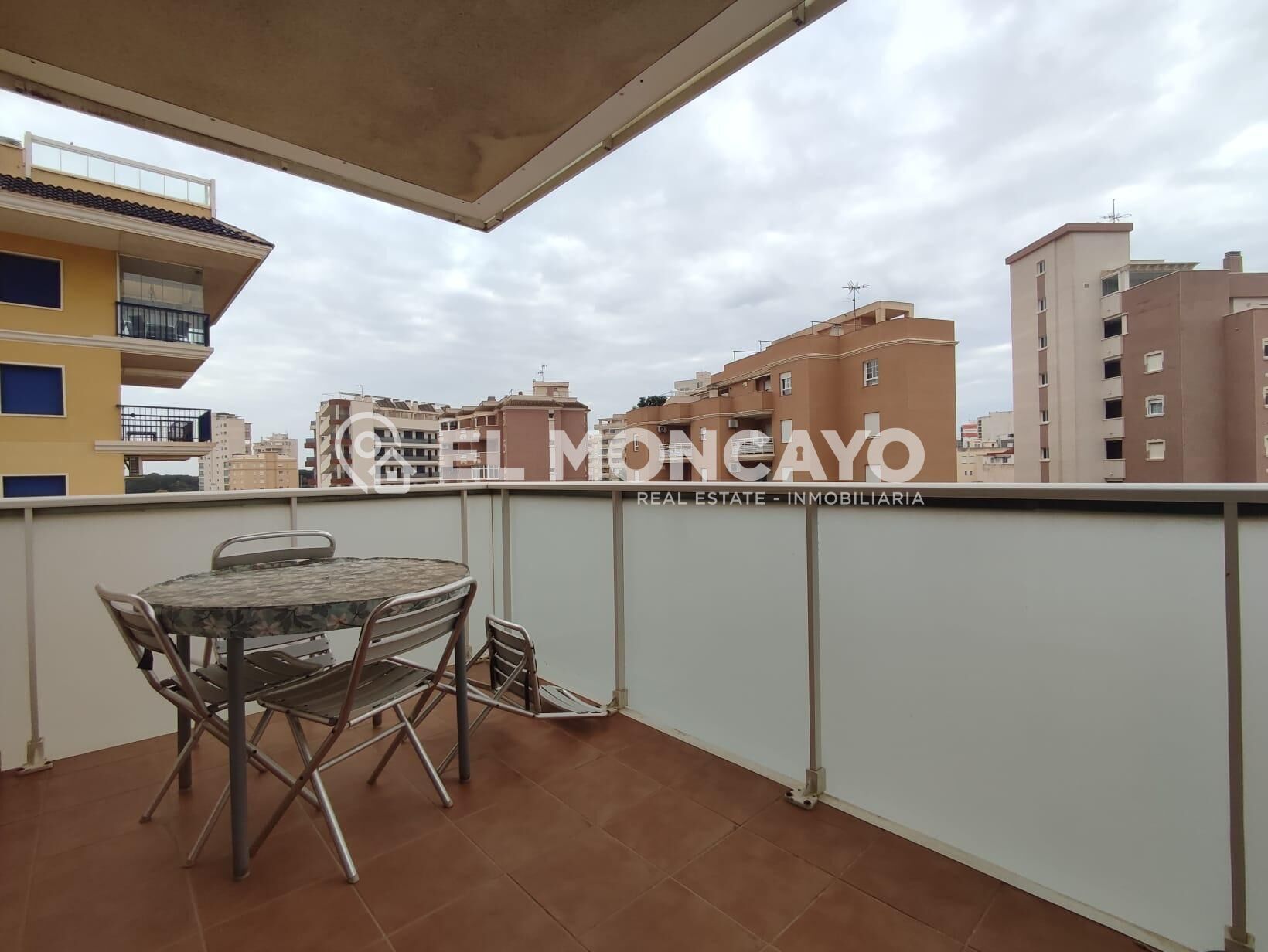 Fantástico apartamento con terraza en Guardamar del Segura,  - foto 15