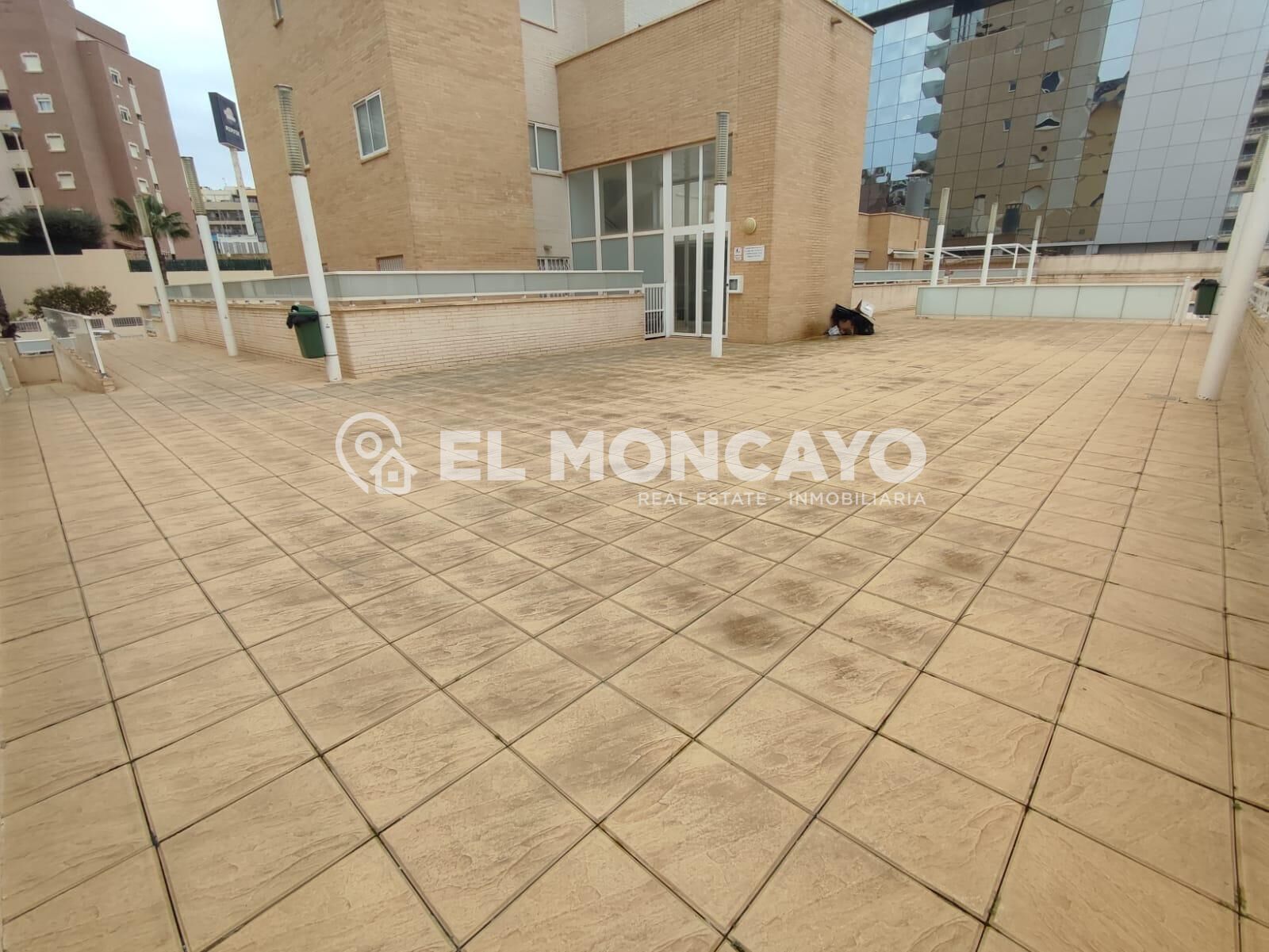 Fantástico apartamento con terraza en Guardamar del Segura,  - foto 31