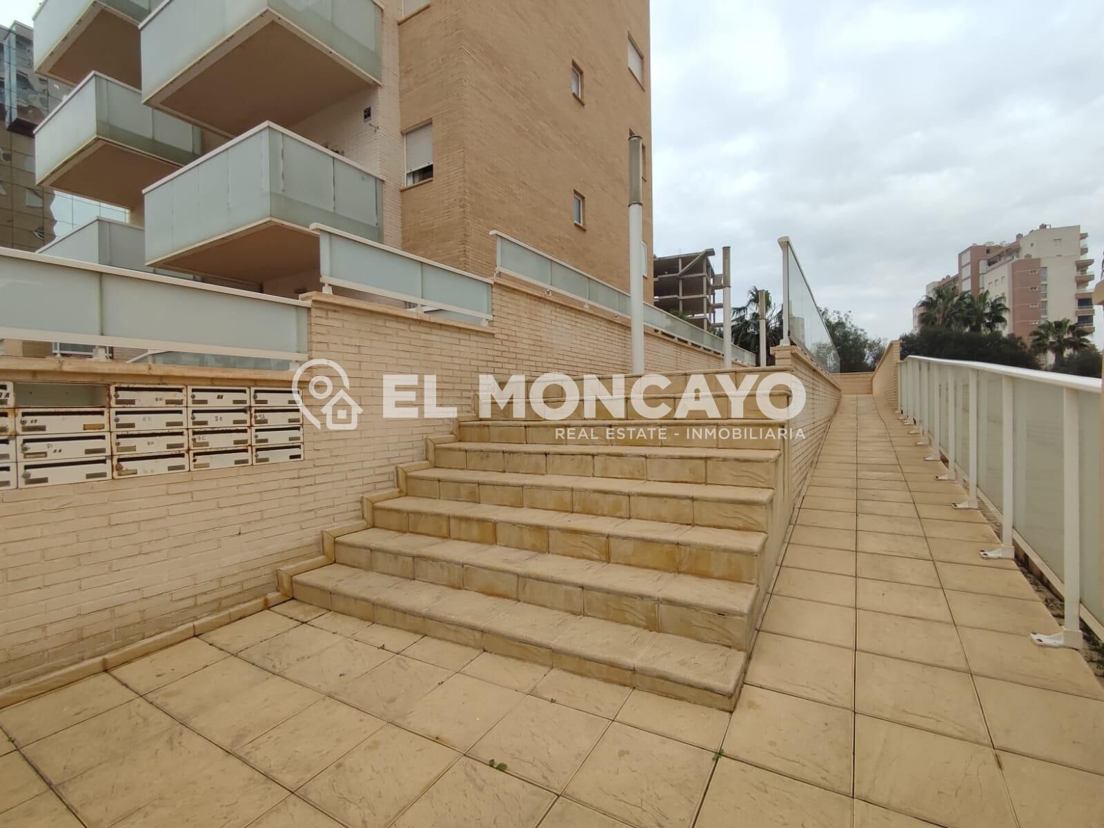 Fantástico apartamento con terraza en Guardamar del Segura,  - foto 34