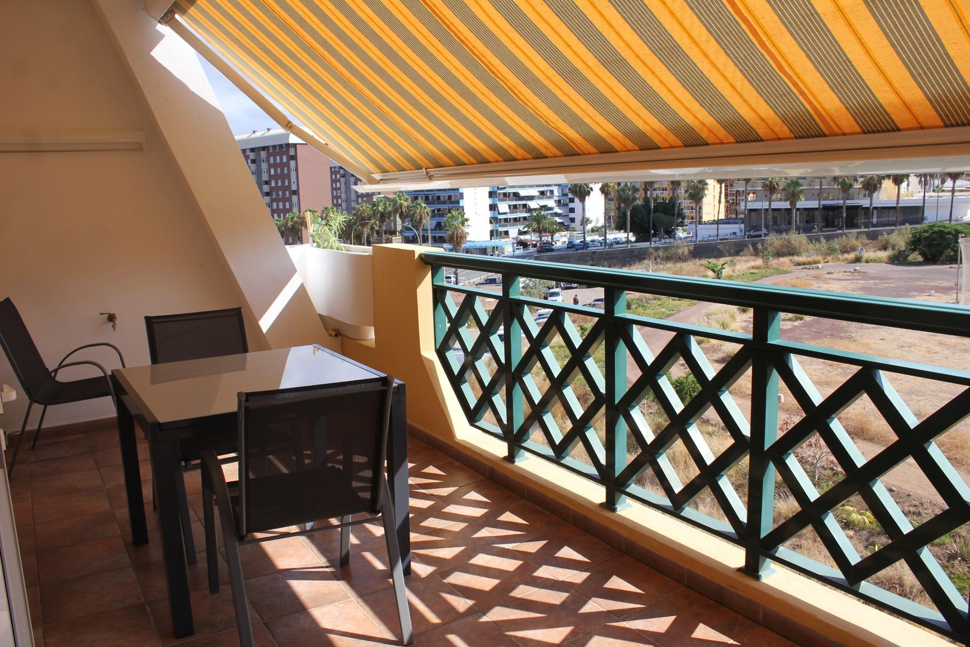 APARTAMENTO DE 1 DORMITORIO CON TERRAZA MUY CERCA DE LA PLAY