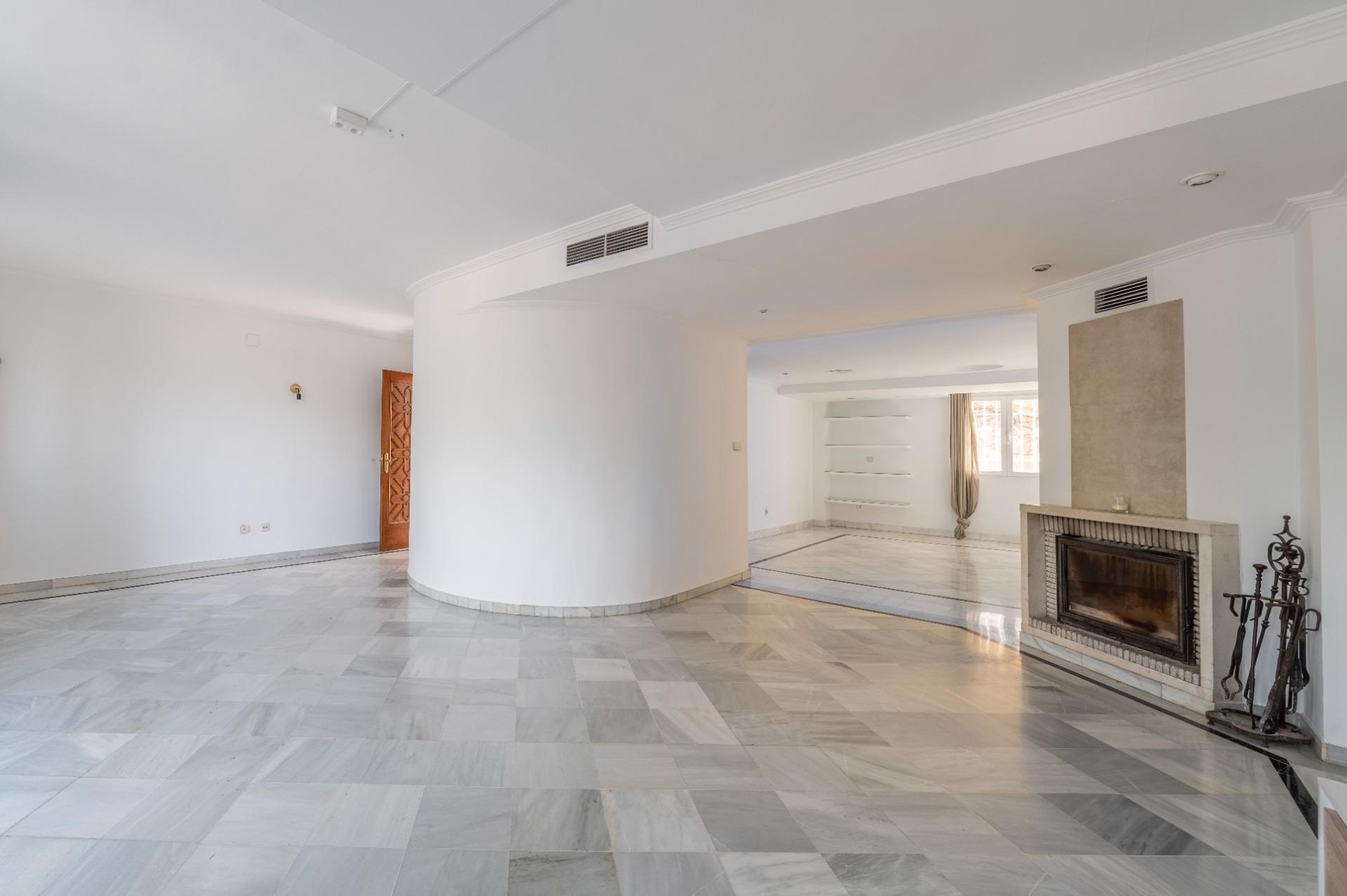 Exclusivo casa pareada en Urbanización El Serrallo - foto 18