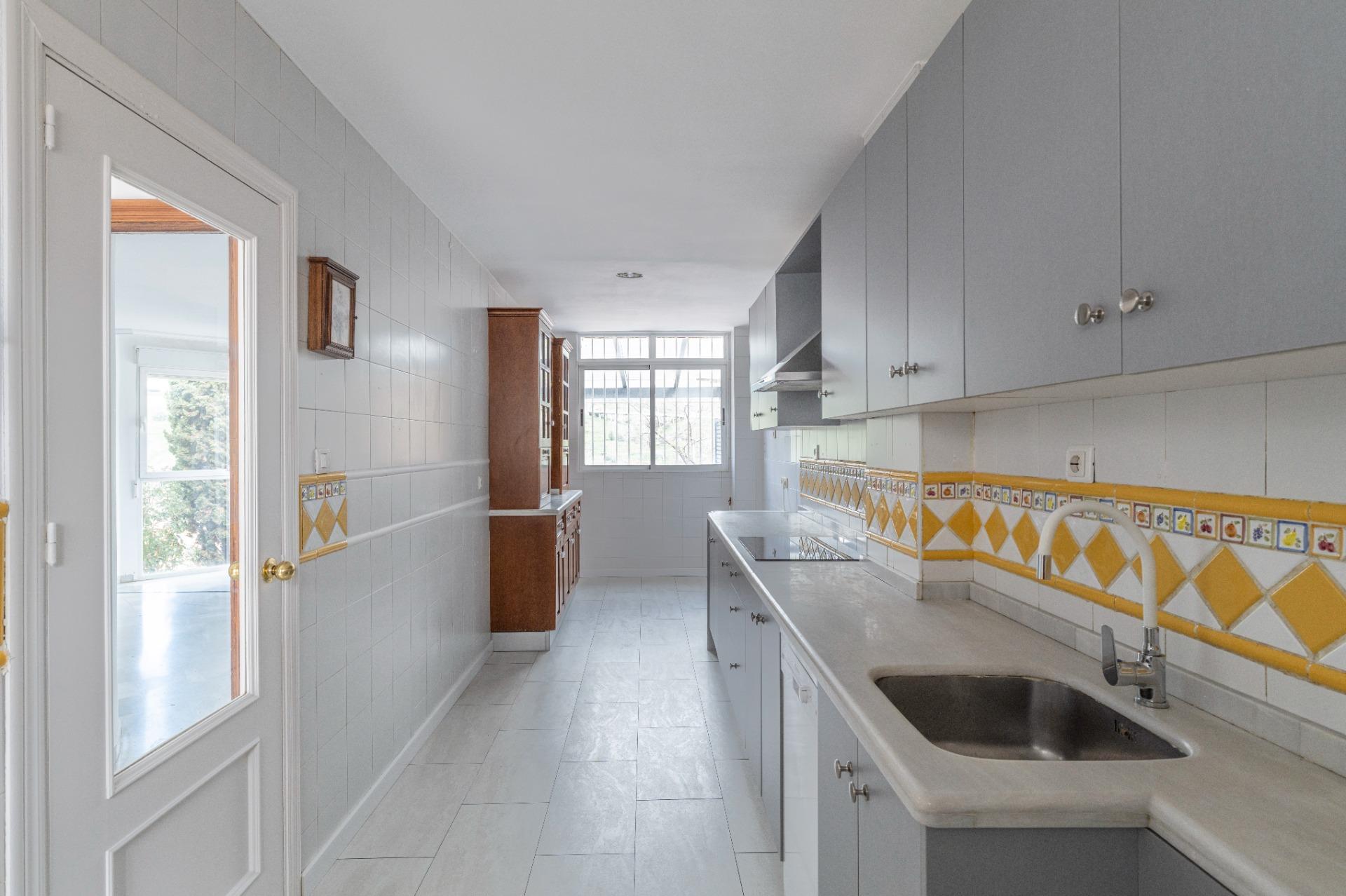 Exclusivo casa pareada en Urbanización El Serrallo - foto 35