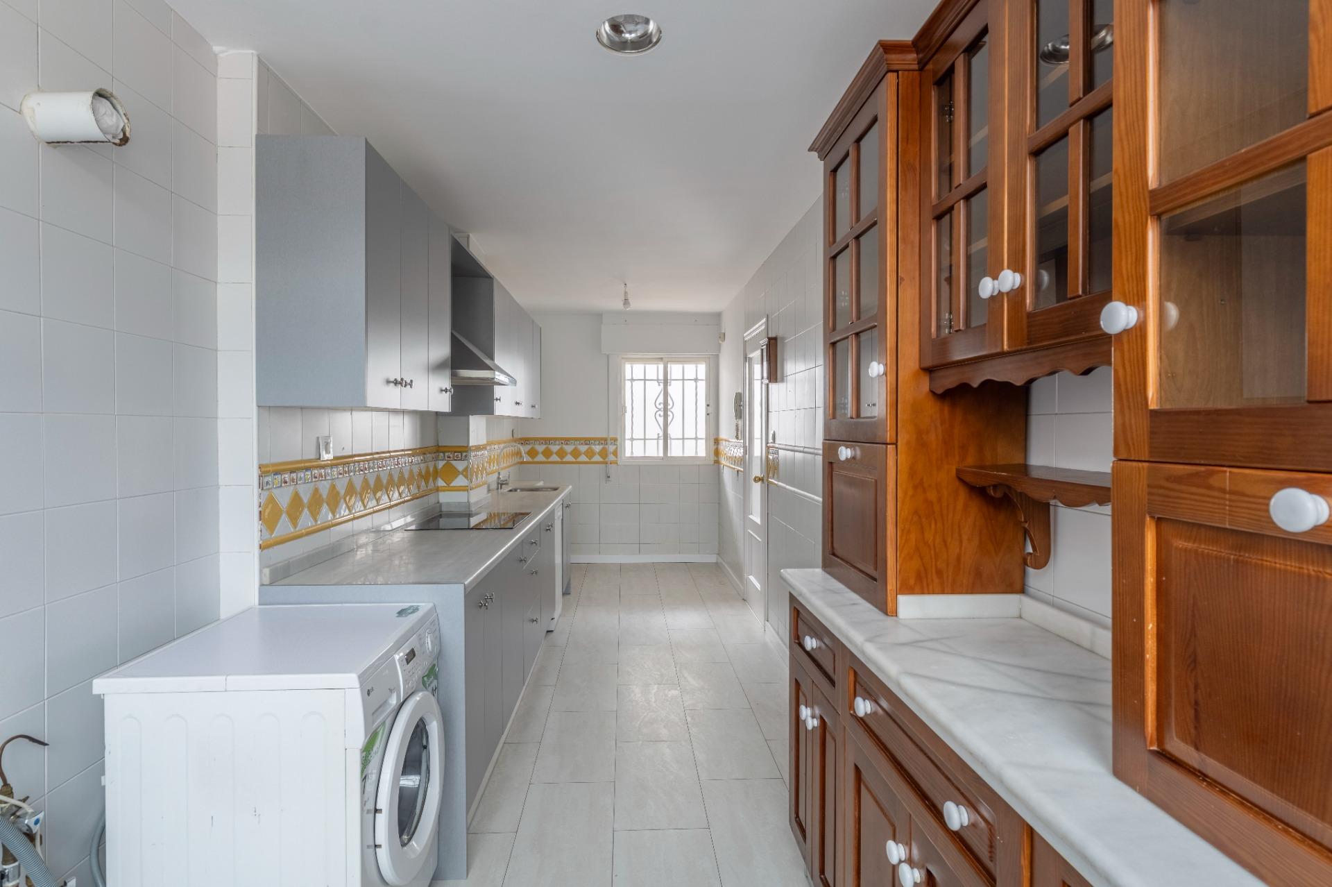 Exclusivo casa pareada en Urbanización El Serrallo - foto 37