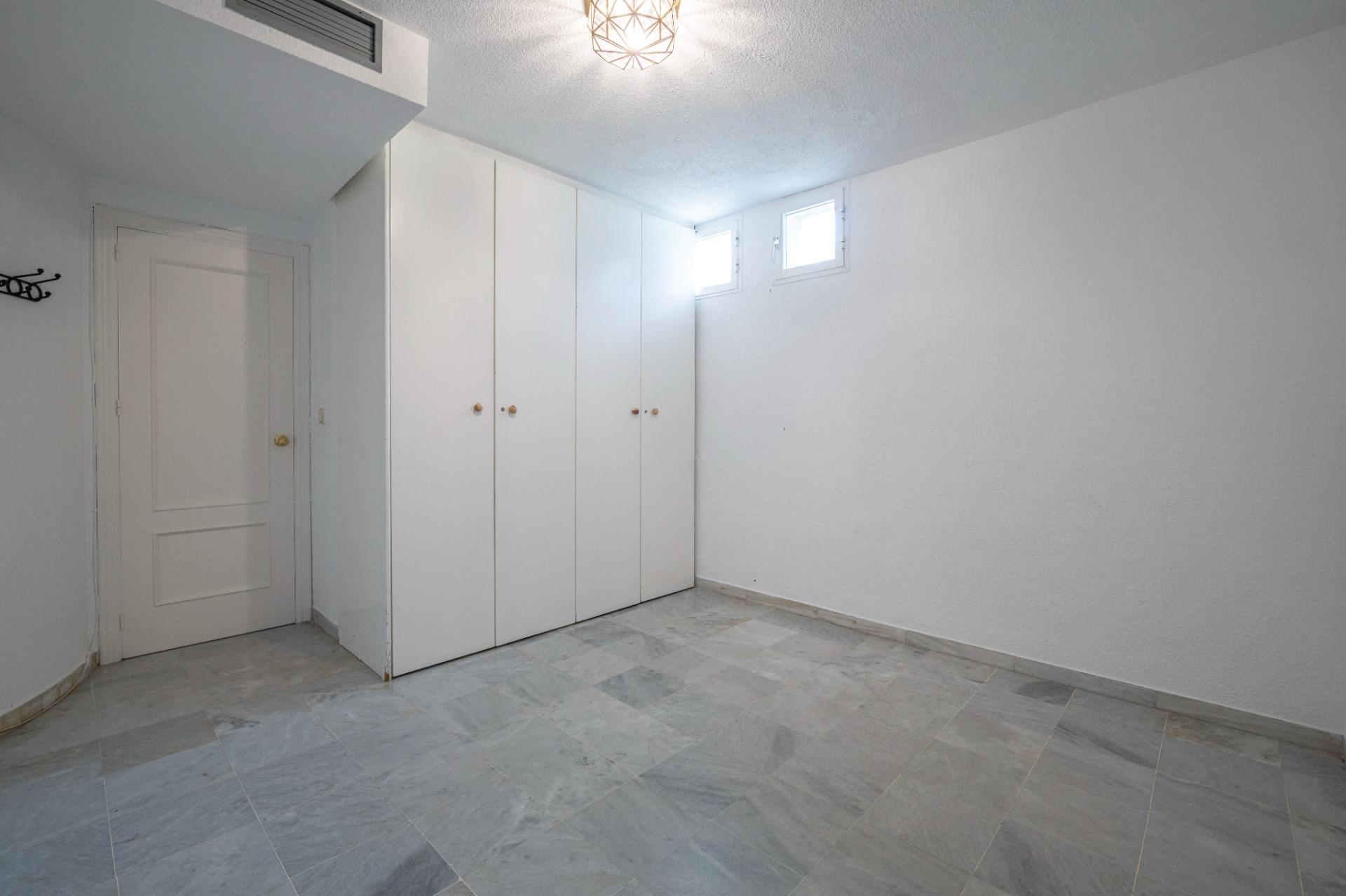 Exclusivo casa pareada en Urbanización El Serrallo - foto 42