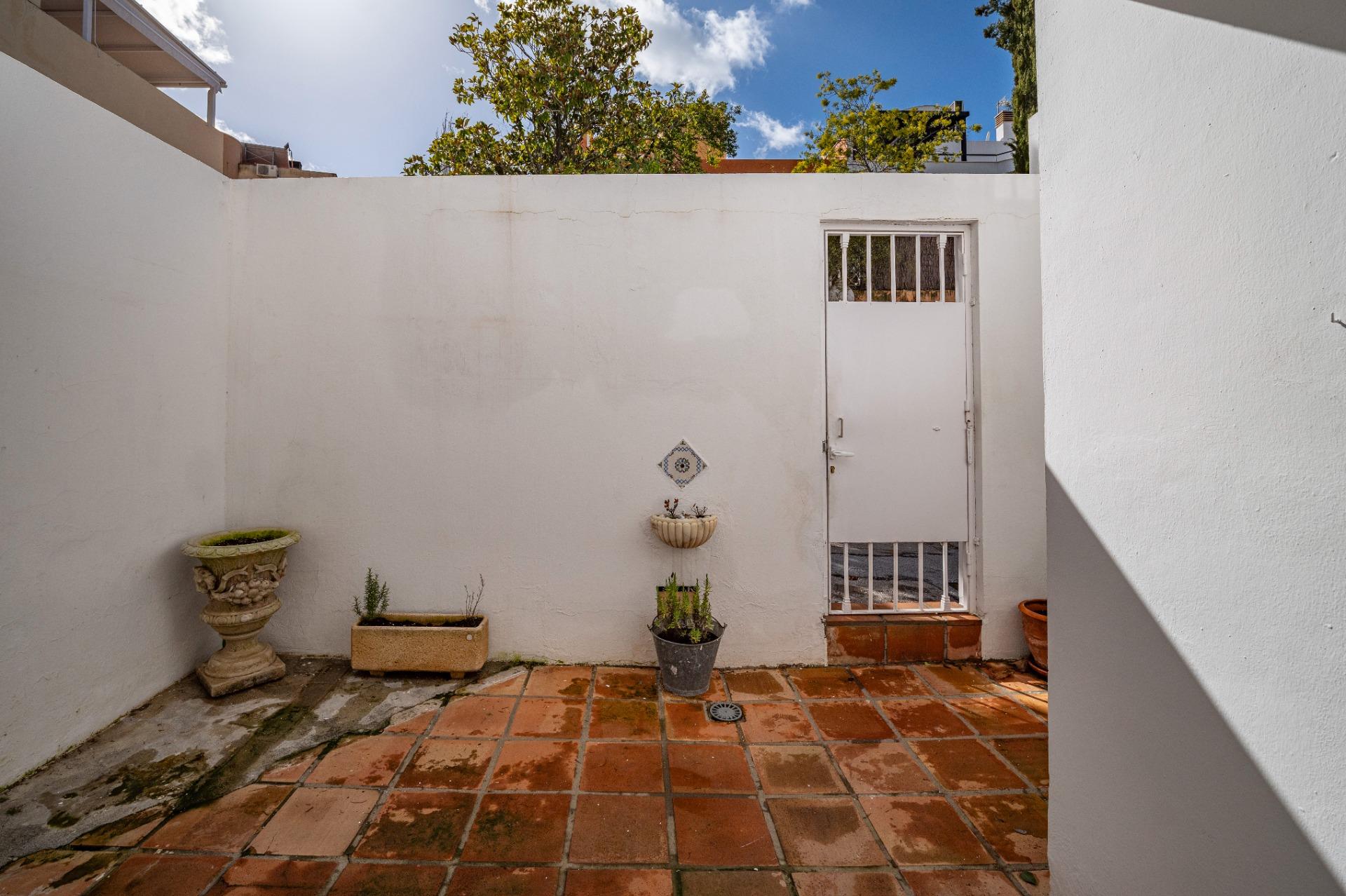 Exclusivo casa pareada en Urbanización El Serrallo - foto 8