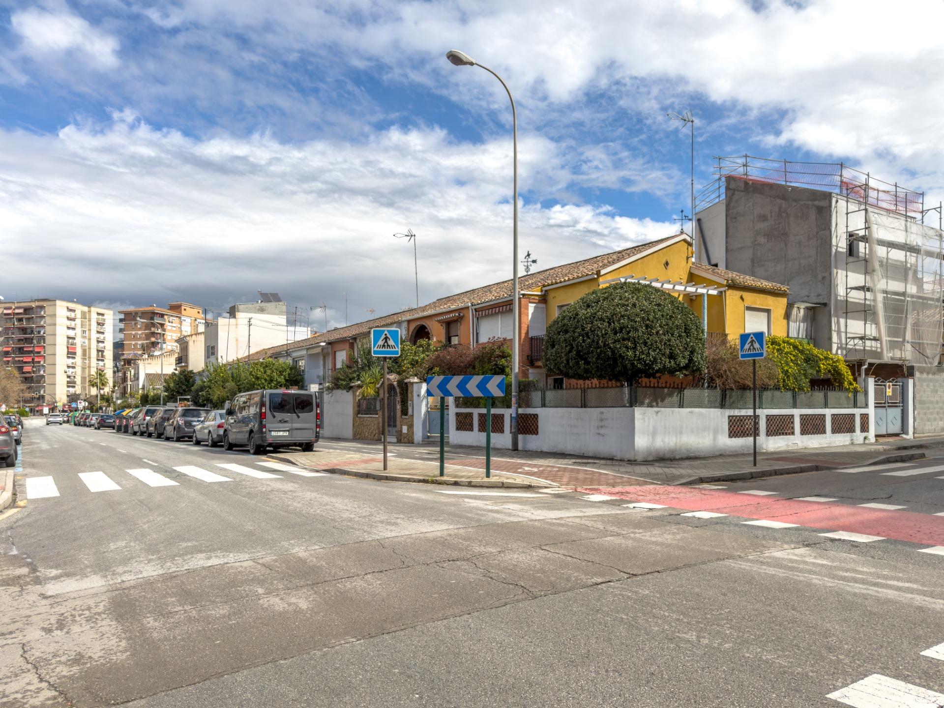 DISFRUTE DEL CENTRO DE GRANADA SIN RENUNCIAR A LAS COMODIDAD - foto 5