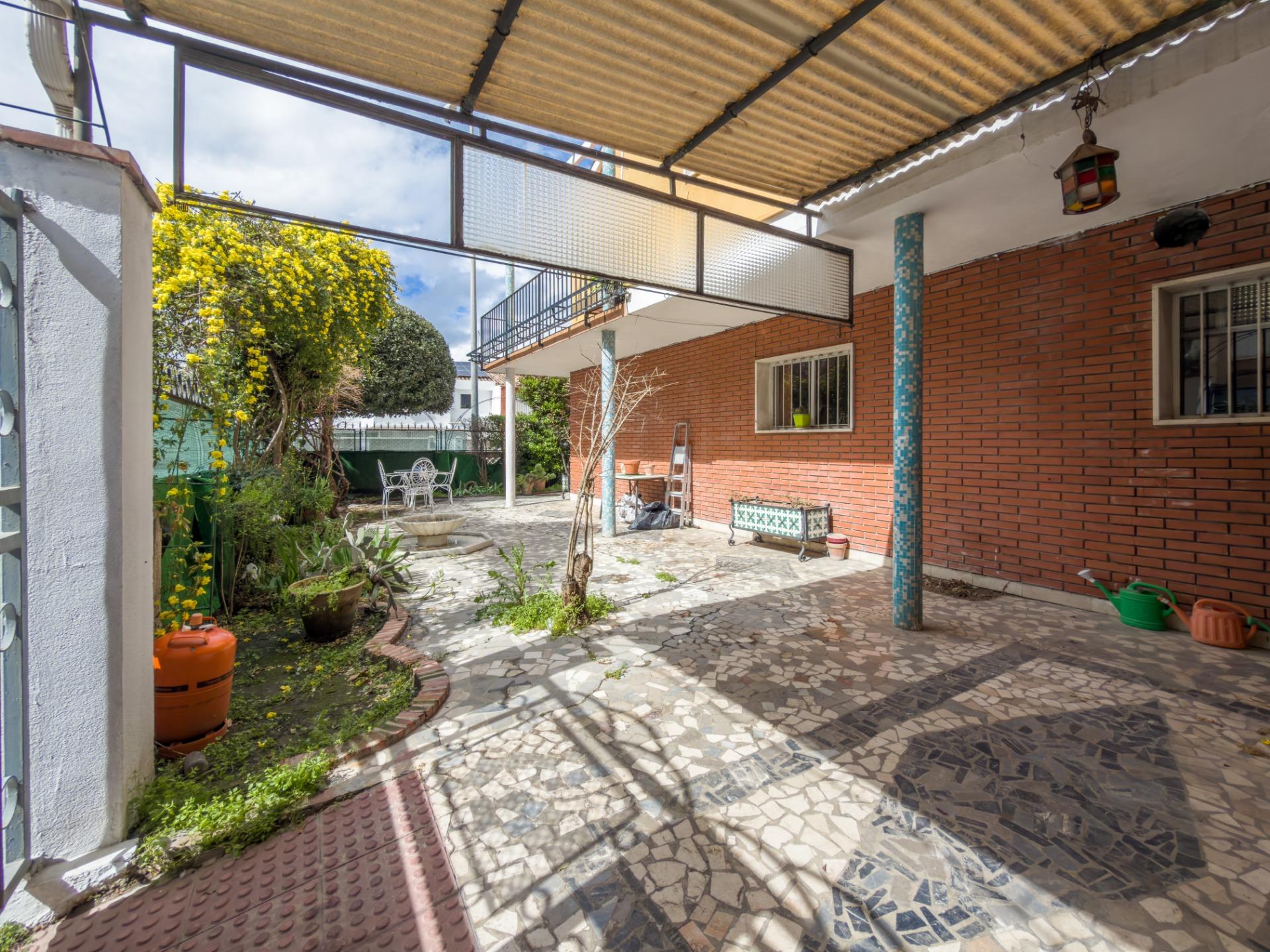 DISFRUTE DEL CENTRO DE GRANADA SIN RENUNCIAR A LAS COMODIDAD - foto 7