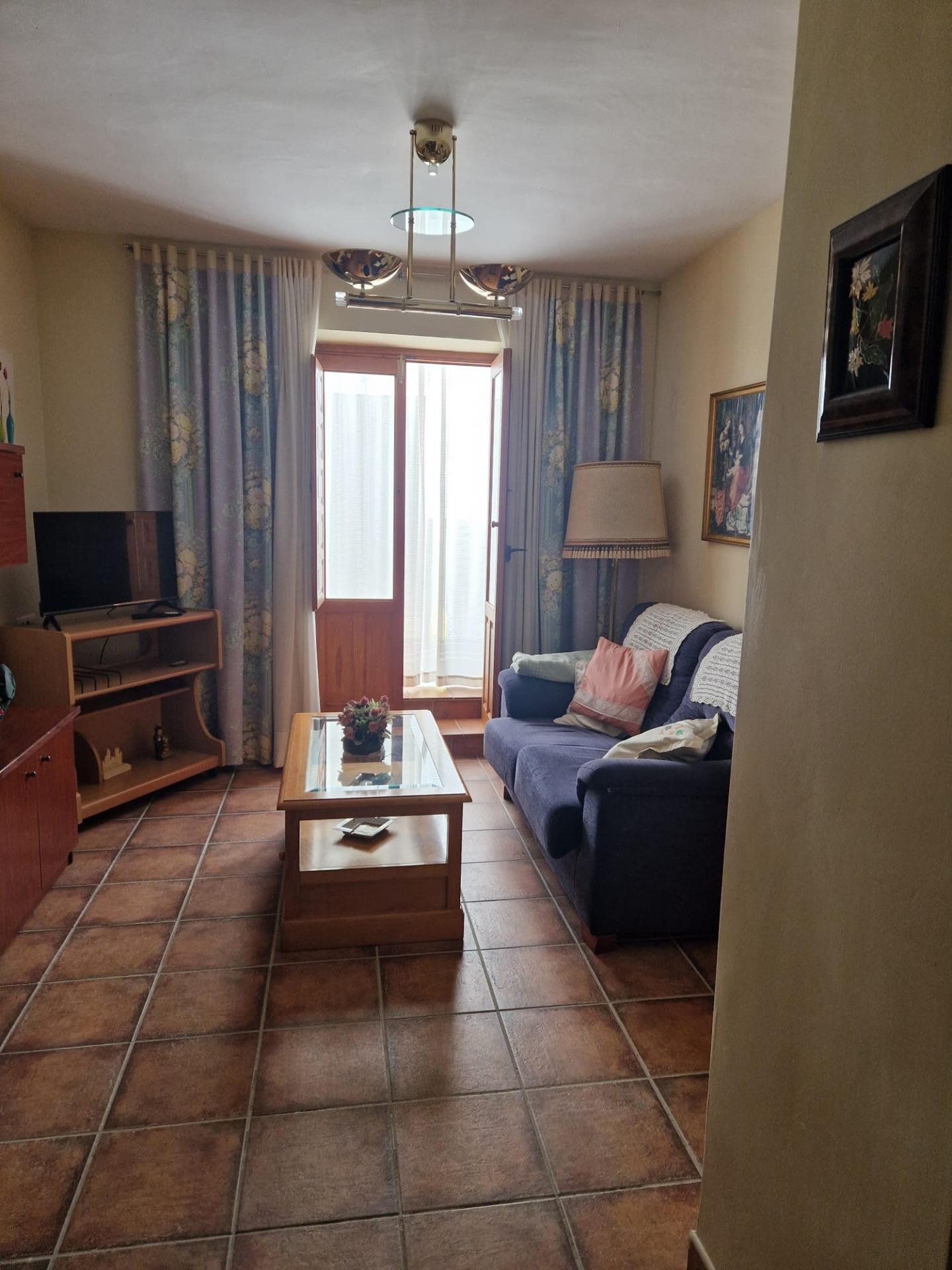 Preciosa Casa en Jayena lista para entrar a vivir - foto 2