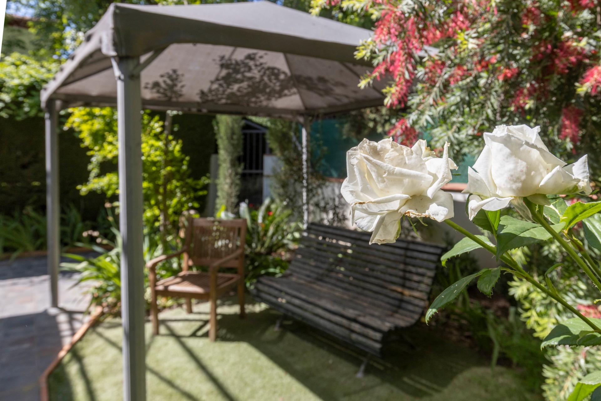 MAGNÍFICA CASA EN PANTANO DE CUBILLAS...CON MUCHO ESTILO Y R - foto 15