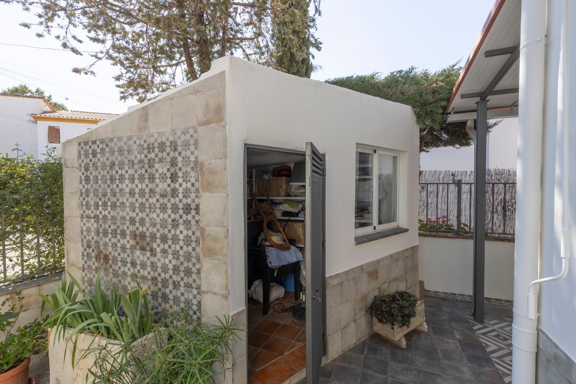 MAGNÍFICA CASA EN PANTANO DE CUBILLAS...CON MUCHO ESTILO Y R - foto 30