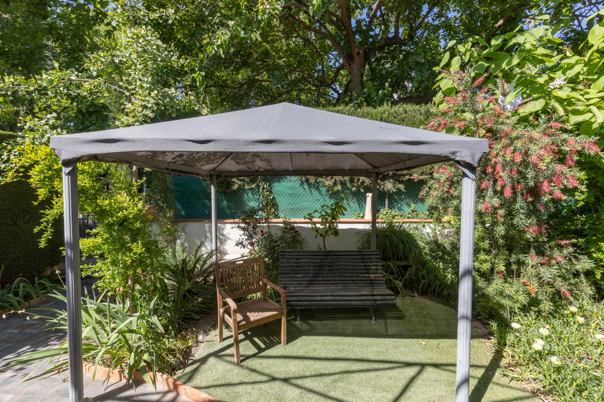 MAGNÍFICA CASA EN PANTANO DE CUBILLAS...CON MUCHO ESTILO Y R - foto 4