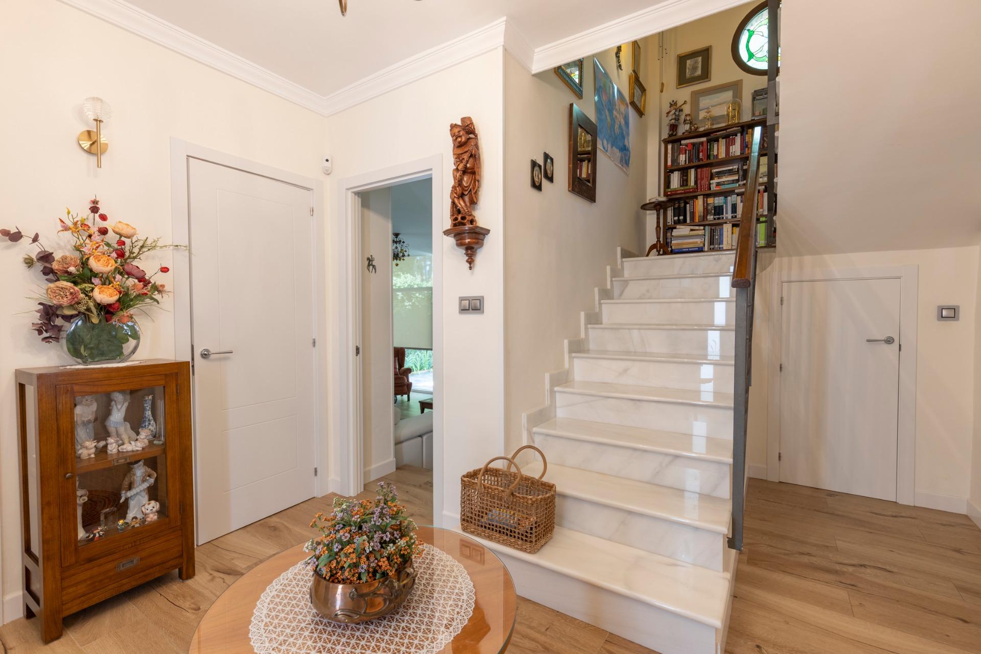 MAGNÍFICA CASA EN PANTANO DE CUBILLAS...CON MUCHO ESTILO Y R - foto 31