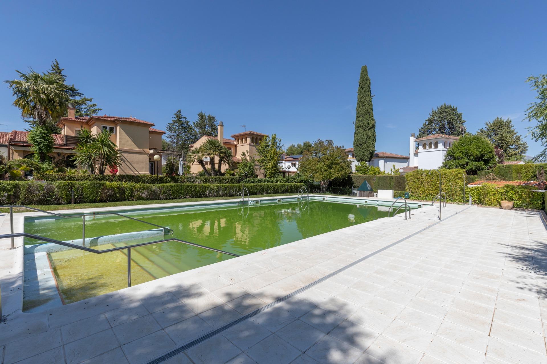 MAGNÍFICA CASA EN PANTANO DE CUBILLAS...CON MUCHO ESTILO Y R - foto 8
