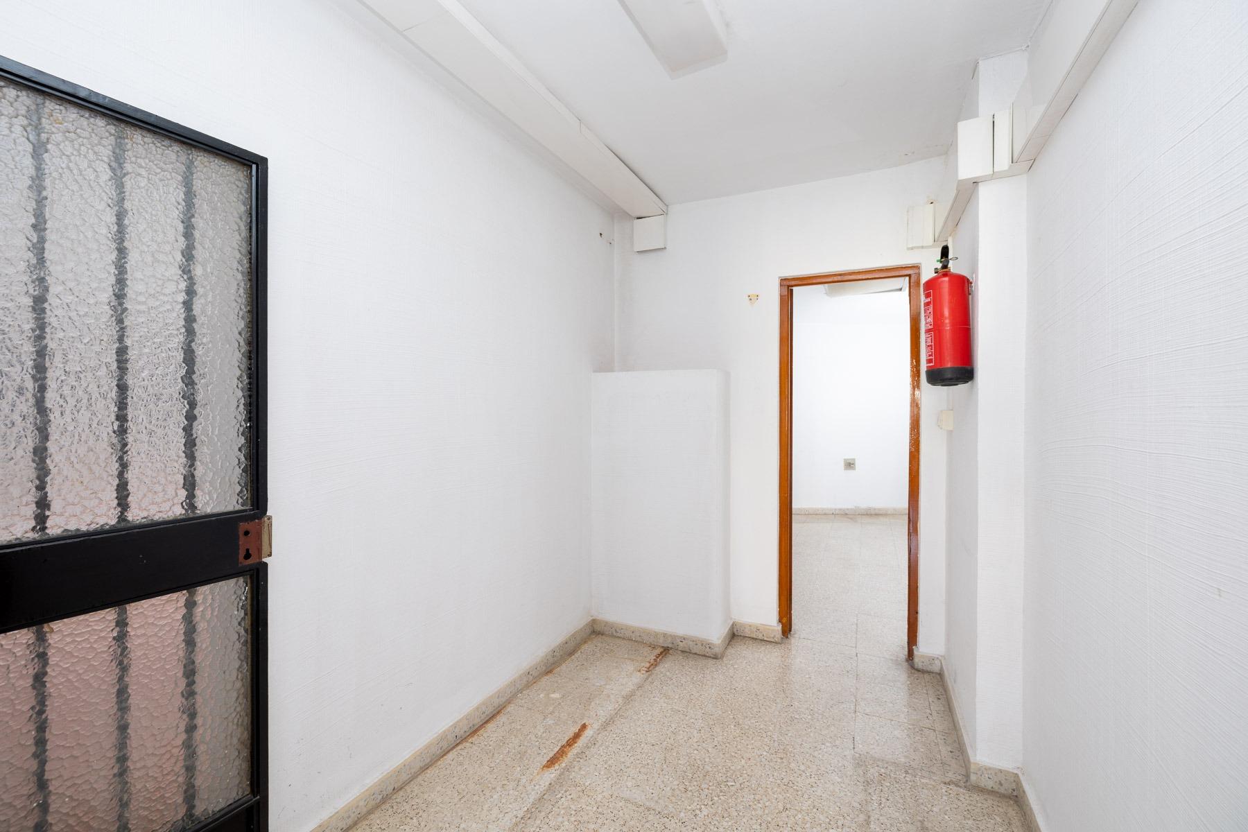 Piso 6 habitaciones 280m² en venta - Av. De Salobreña - foto 11
