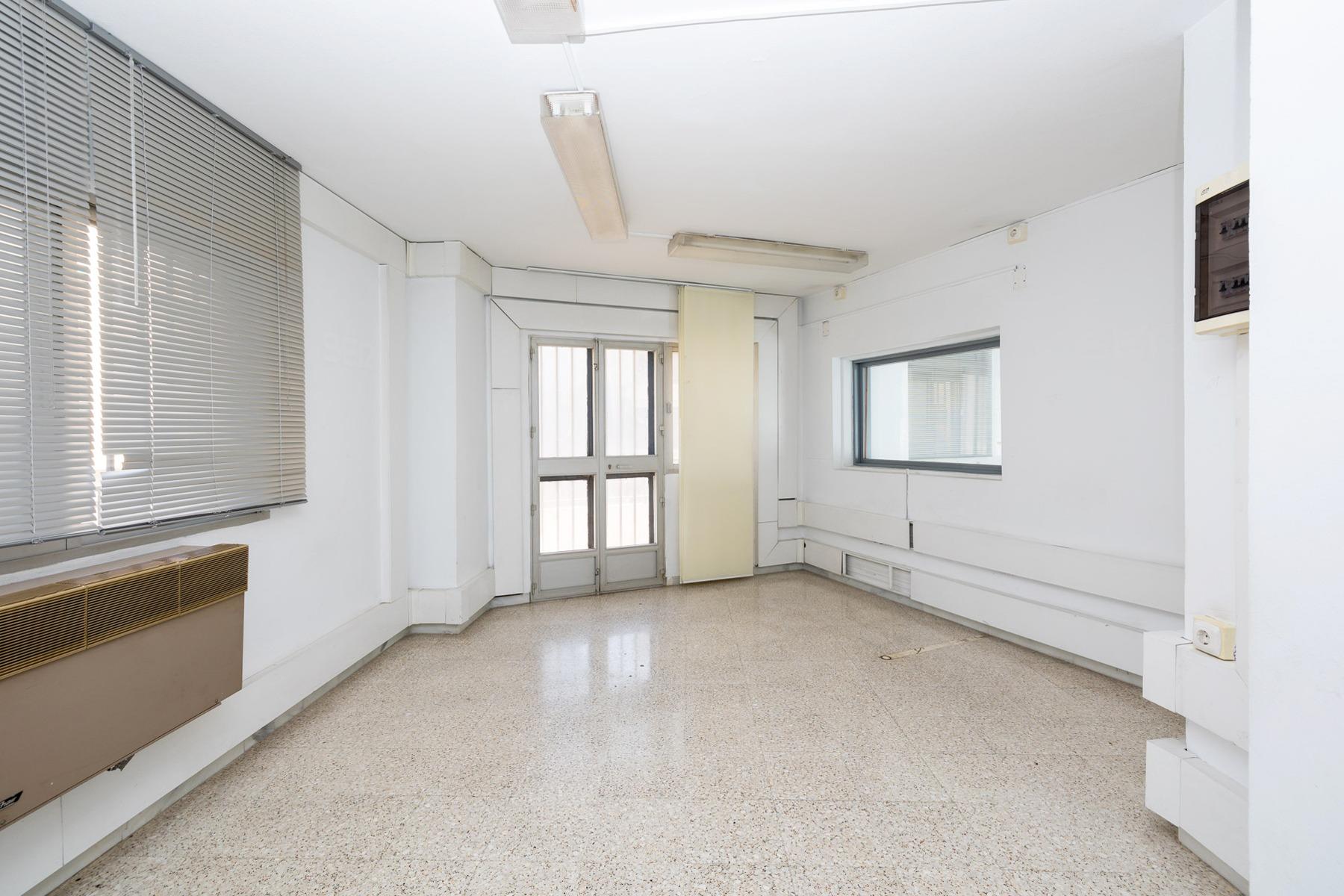 Piso 6 habitaciones 280m² en venta - Av. De Salobreña - foto 21