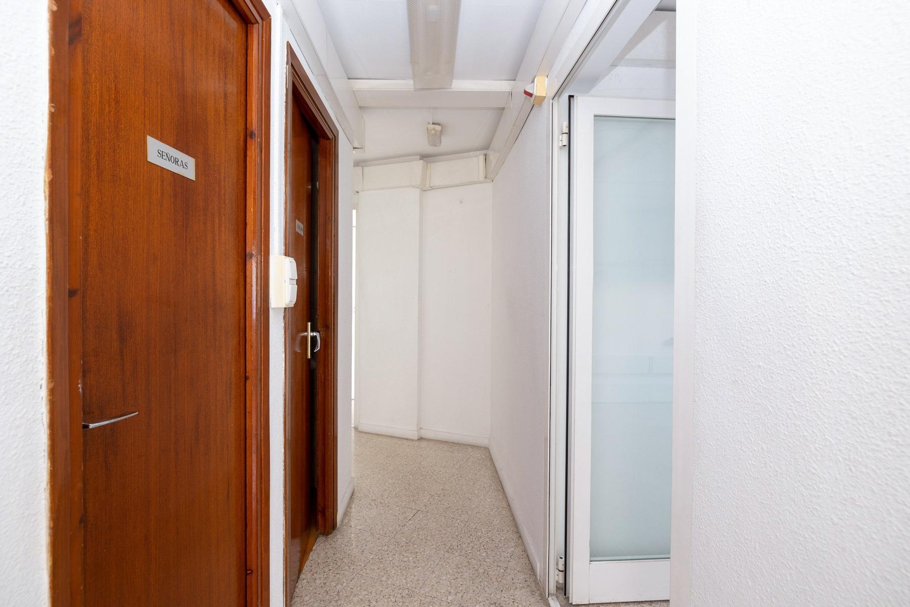 Piso 6 habitaciones 280m² en venta - Av. De Salobreña - foto 31