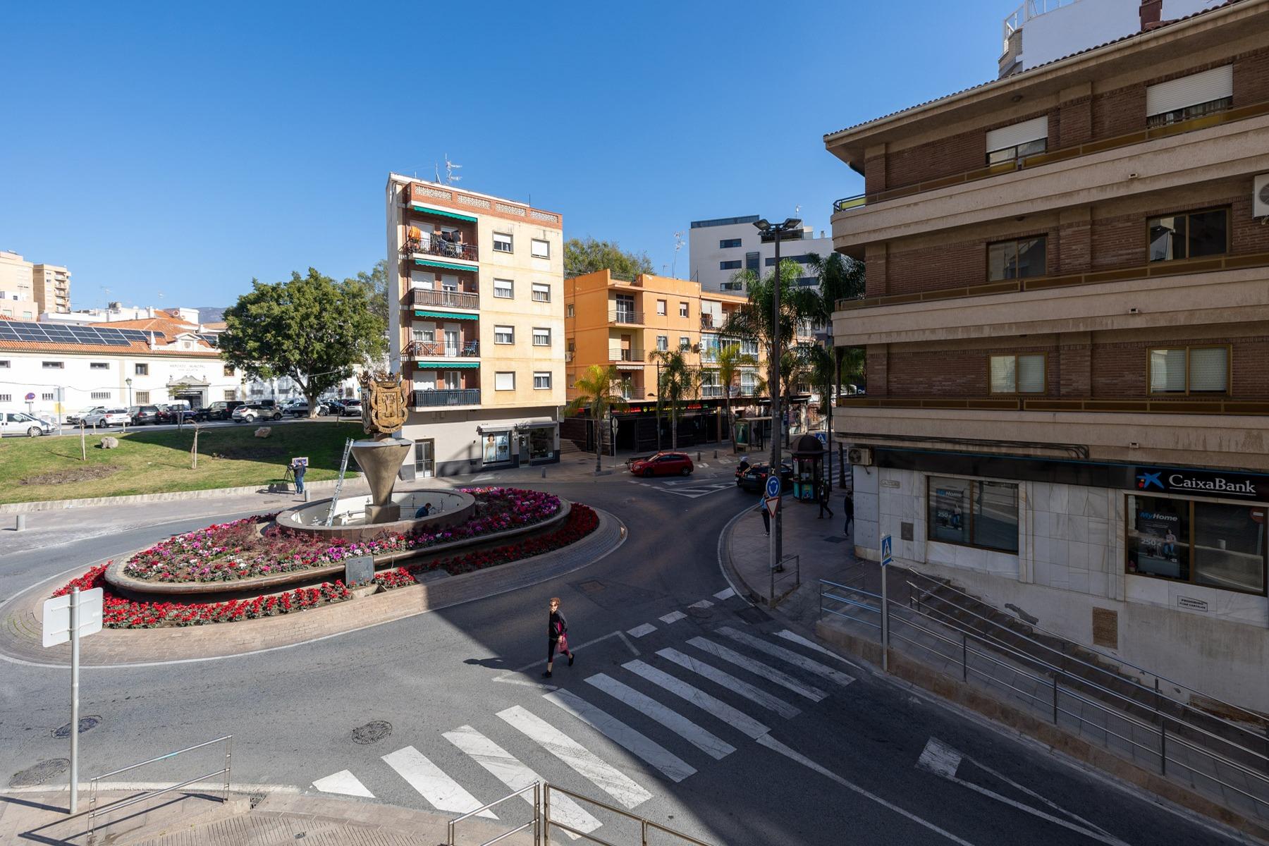 Piso 6 habitaciones 280m² en venta - Av. De Salobreña - foto 33