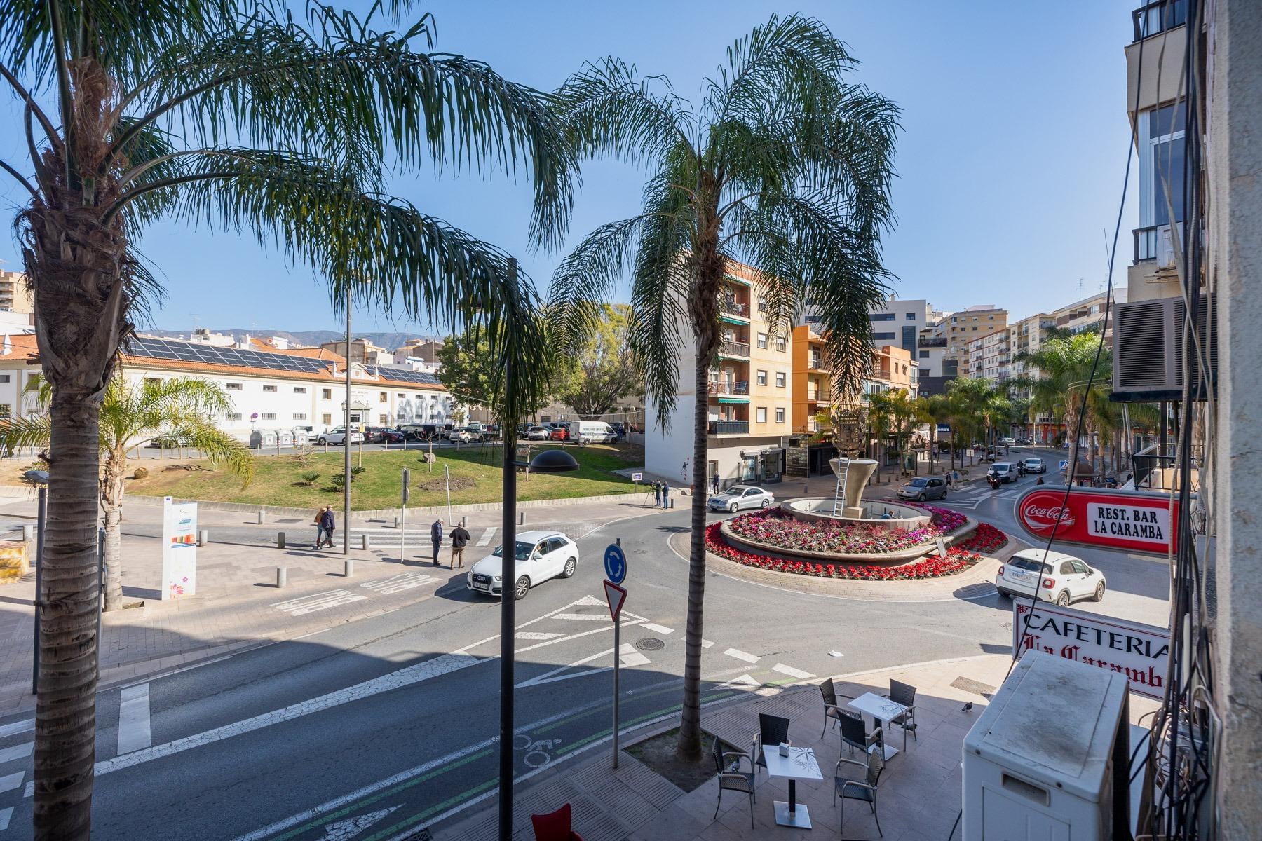 Piso 6 habitaciones 280m² en venta - Av. De Salobreña - foto 35