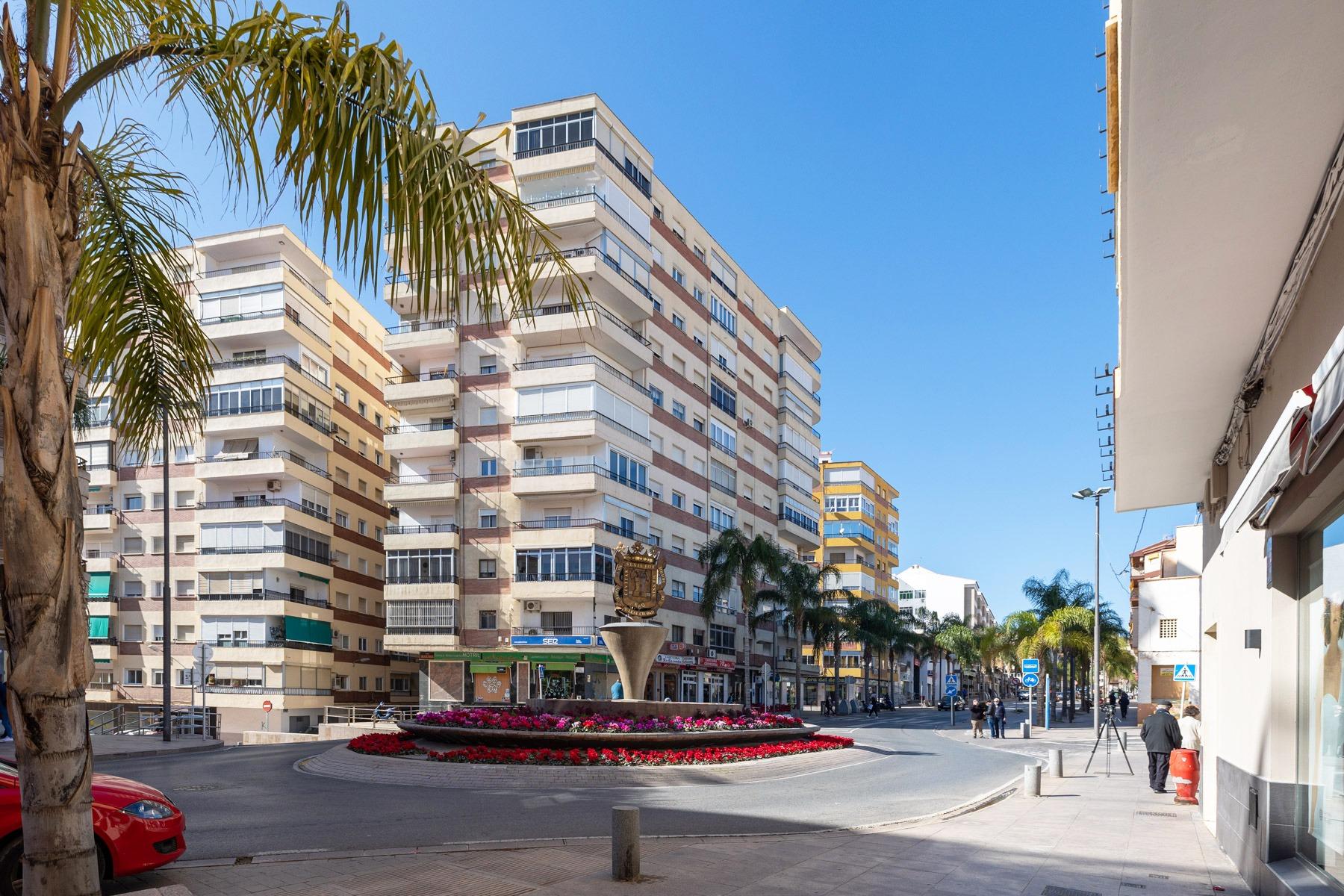 Piso 6 habitaciones 280m² en venta - Av. De Salobreña - foto 37