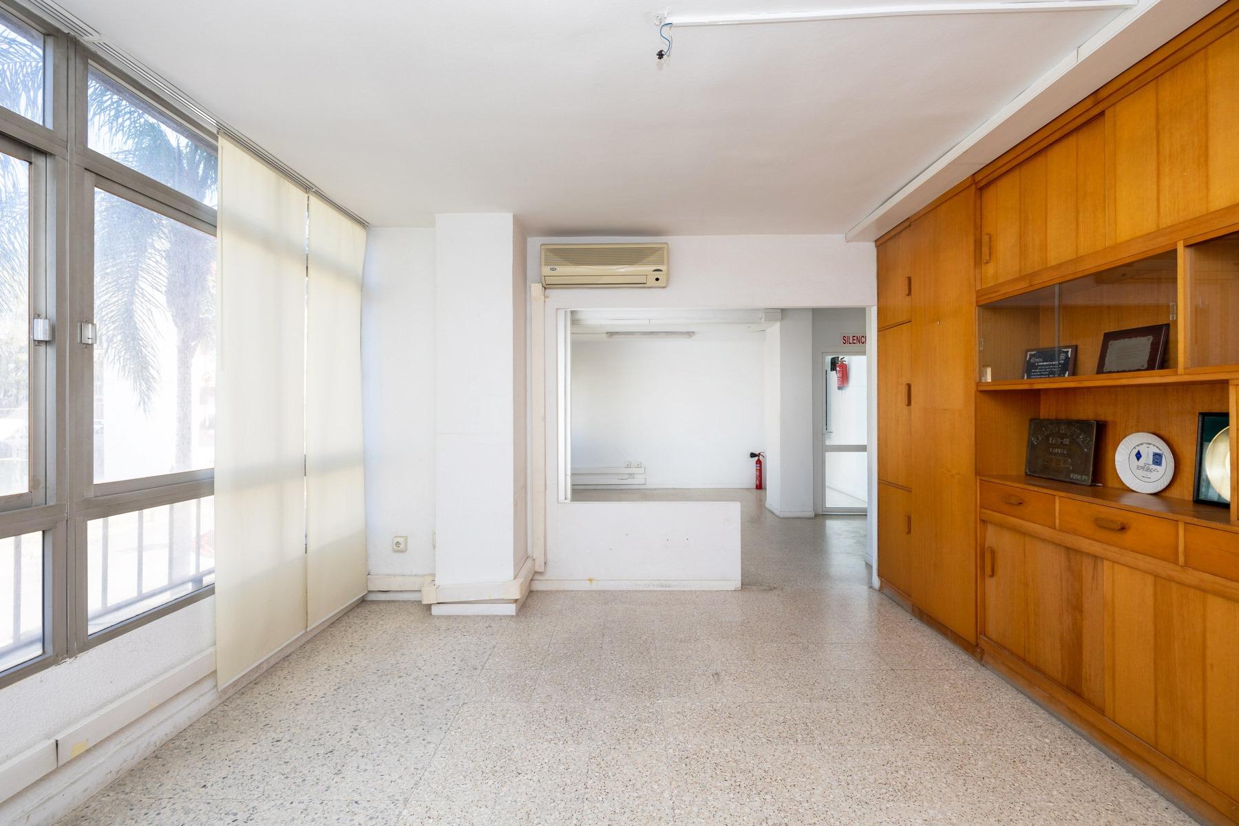 Piso 6 habitaciones 280m² en venta - Av. De Salobreña - foto 7