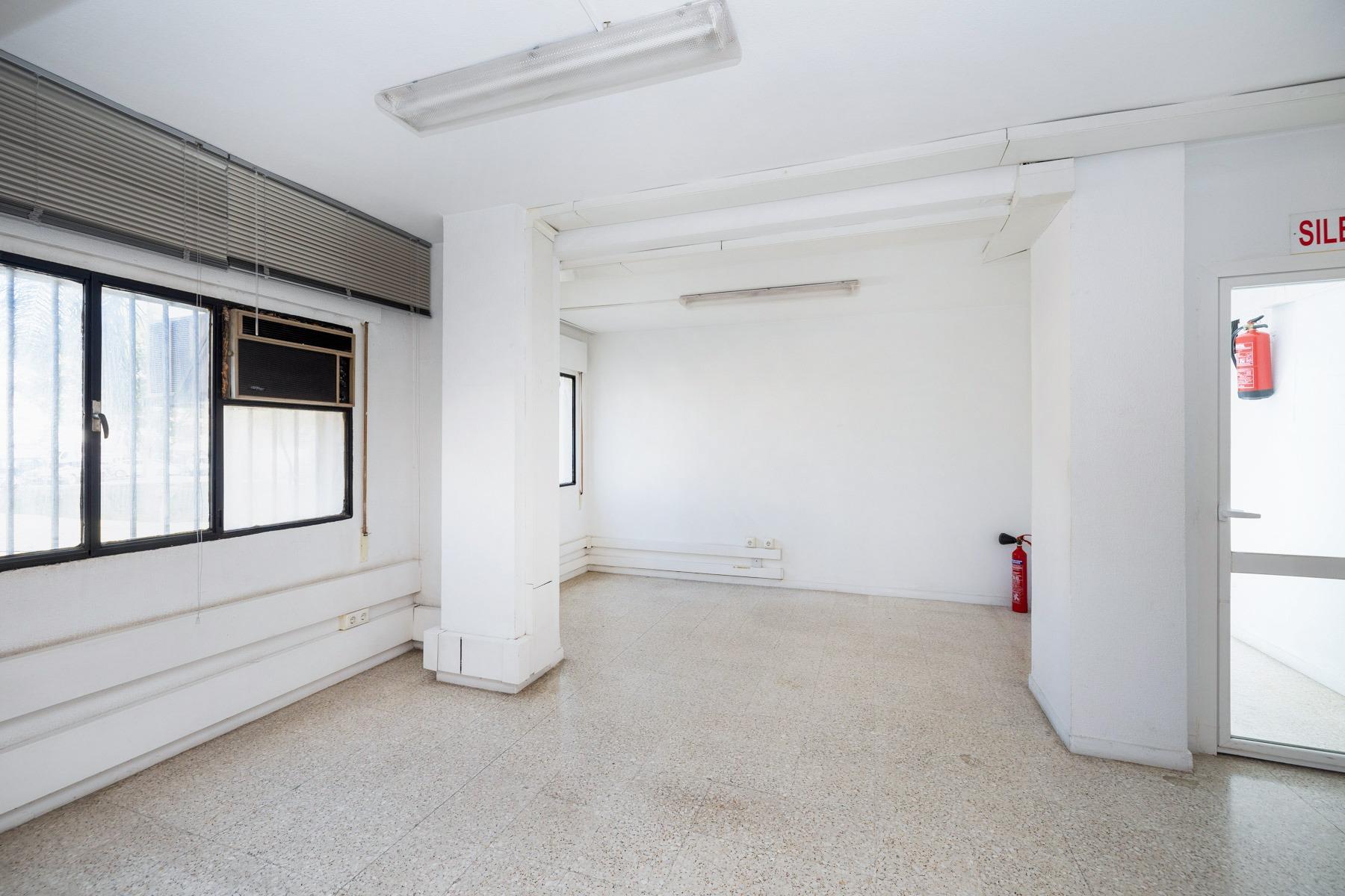 Piso 6 habitaciones 280m² en venta - Av. De Salobreña - foto 9