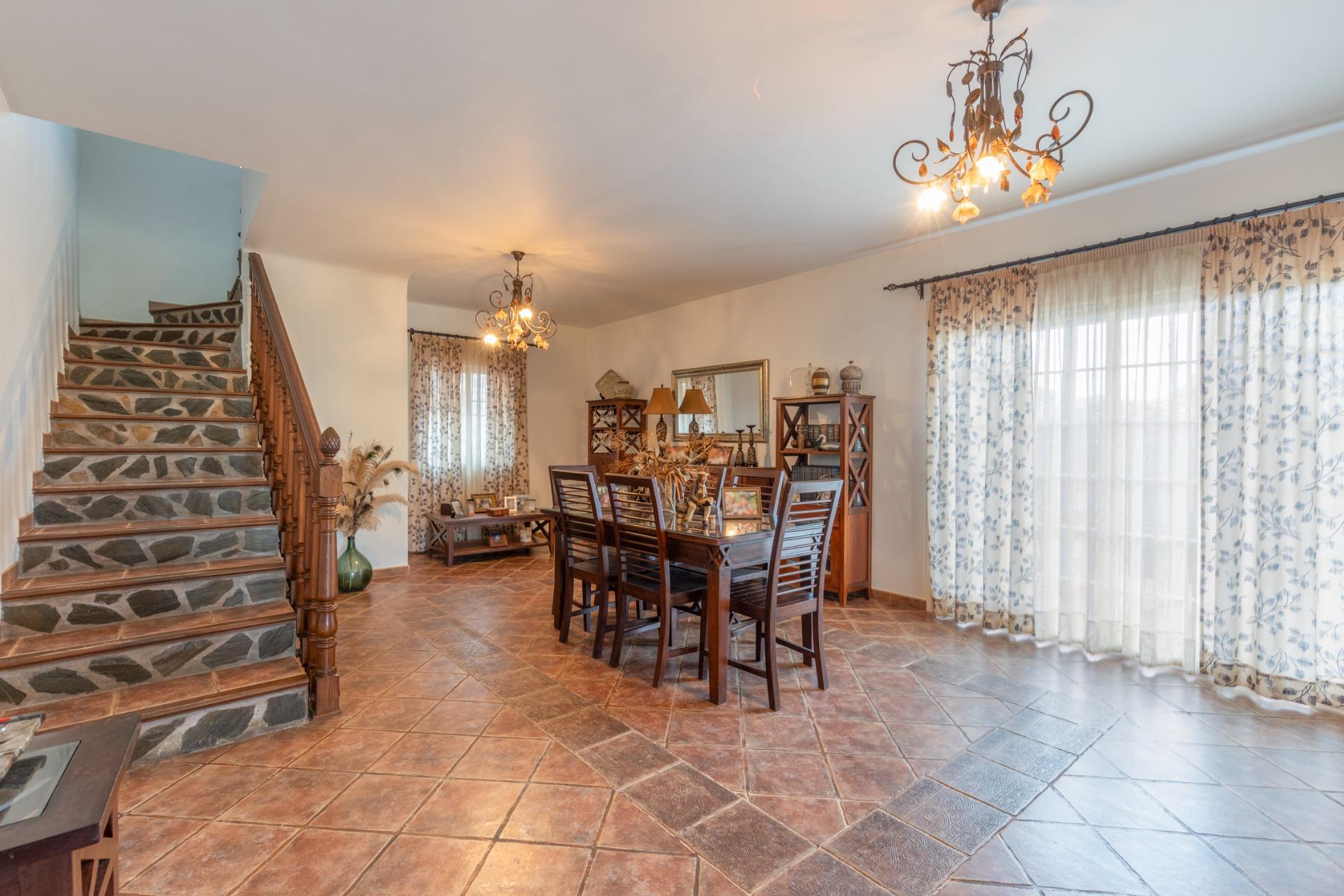 Chalet 3 habitaciones 240m² en venta - Los pinos - foto 4