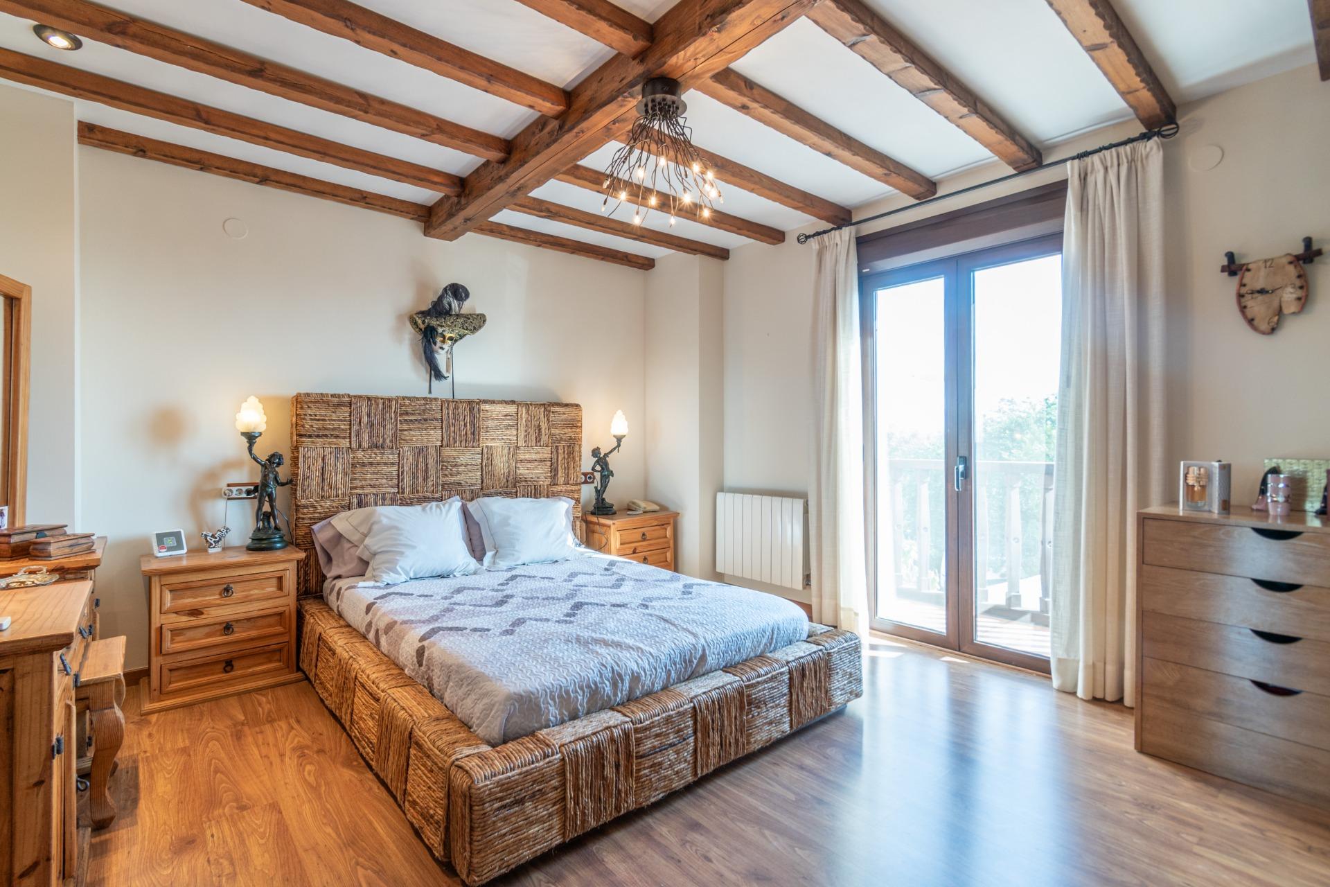 PRECIOSO CHALET EN CERRO DEL ORO-CENES DE LA VEGA - foto 40