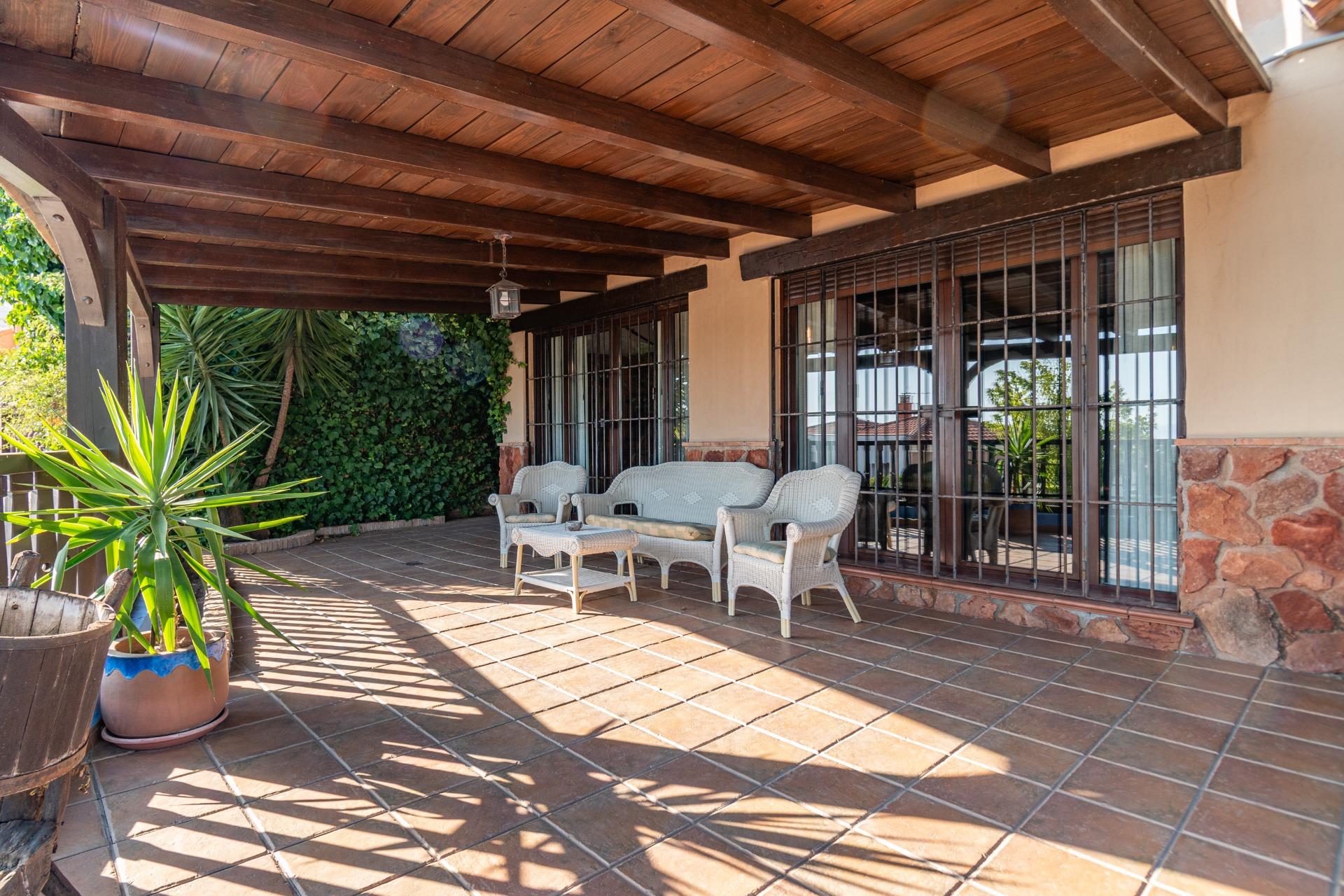 PRECIOSO CHALET EN CERRO DEL ORO-CENES DE LA VEGA - foto 9