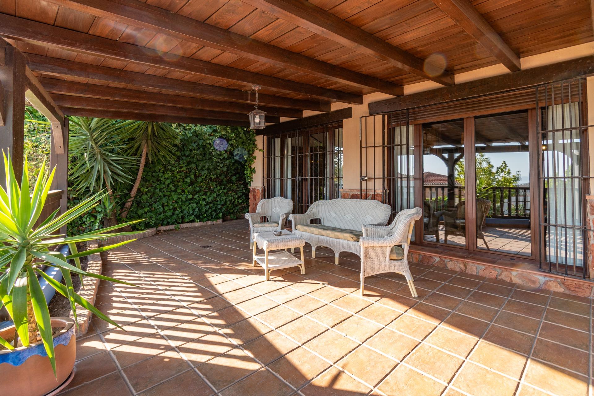 PRECIOSO CHALET EN CERRO DEL ORO-CENES DE LA VEGA - foto 10