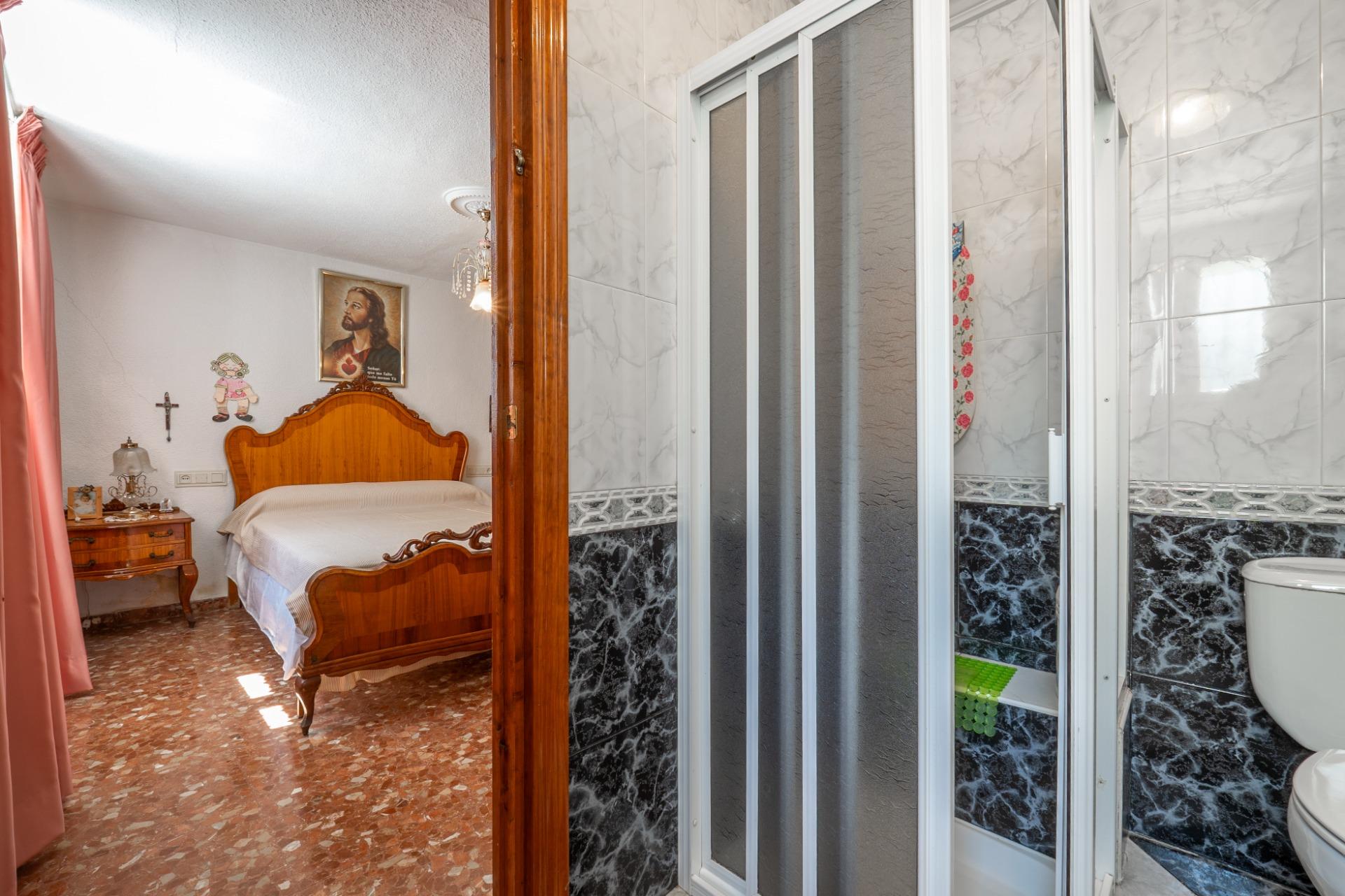 ¡Descubre tu nuevo hogar en benalúa de las villas! - foto 11