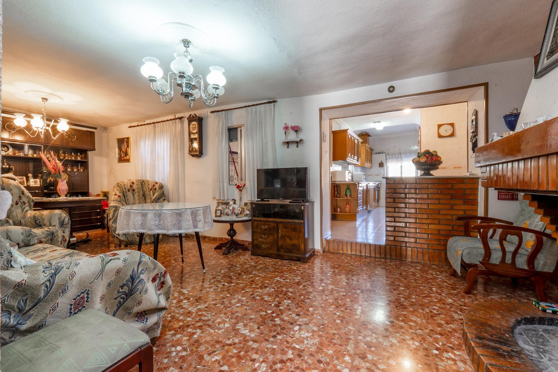 ¡Descubre tu nuevo hogar en benalúa de las villas! - foto 12