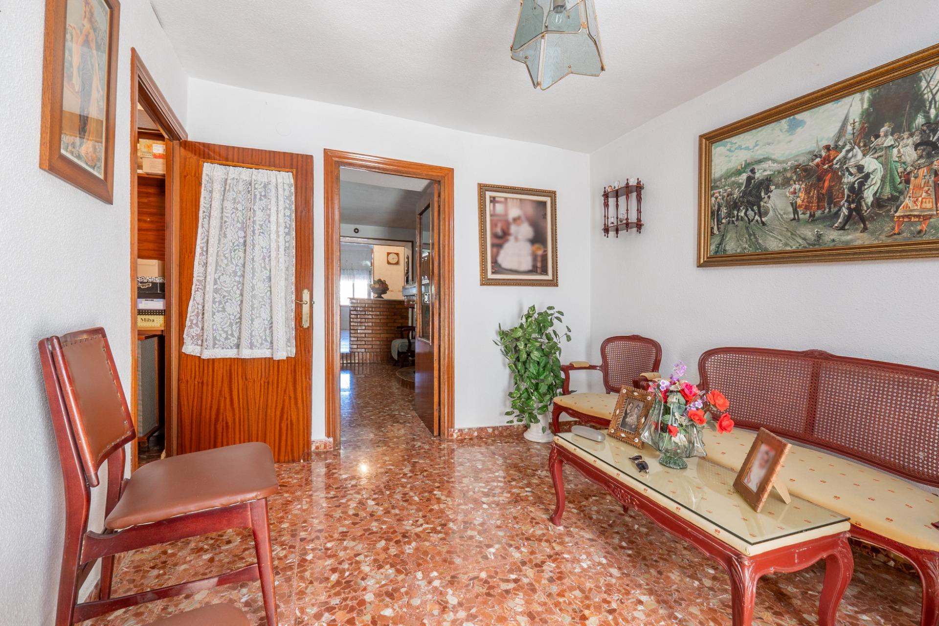 ¡Descubre tu nuevo hogar en benalúa de las villas! - foto 4