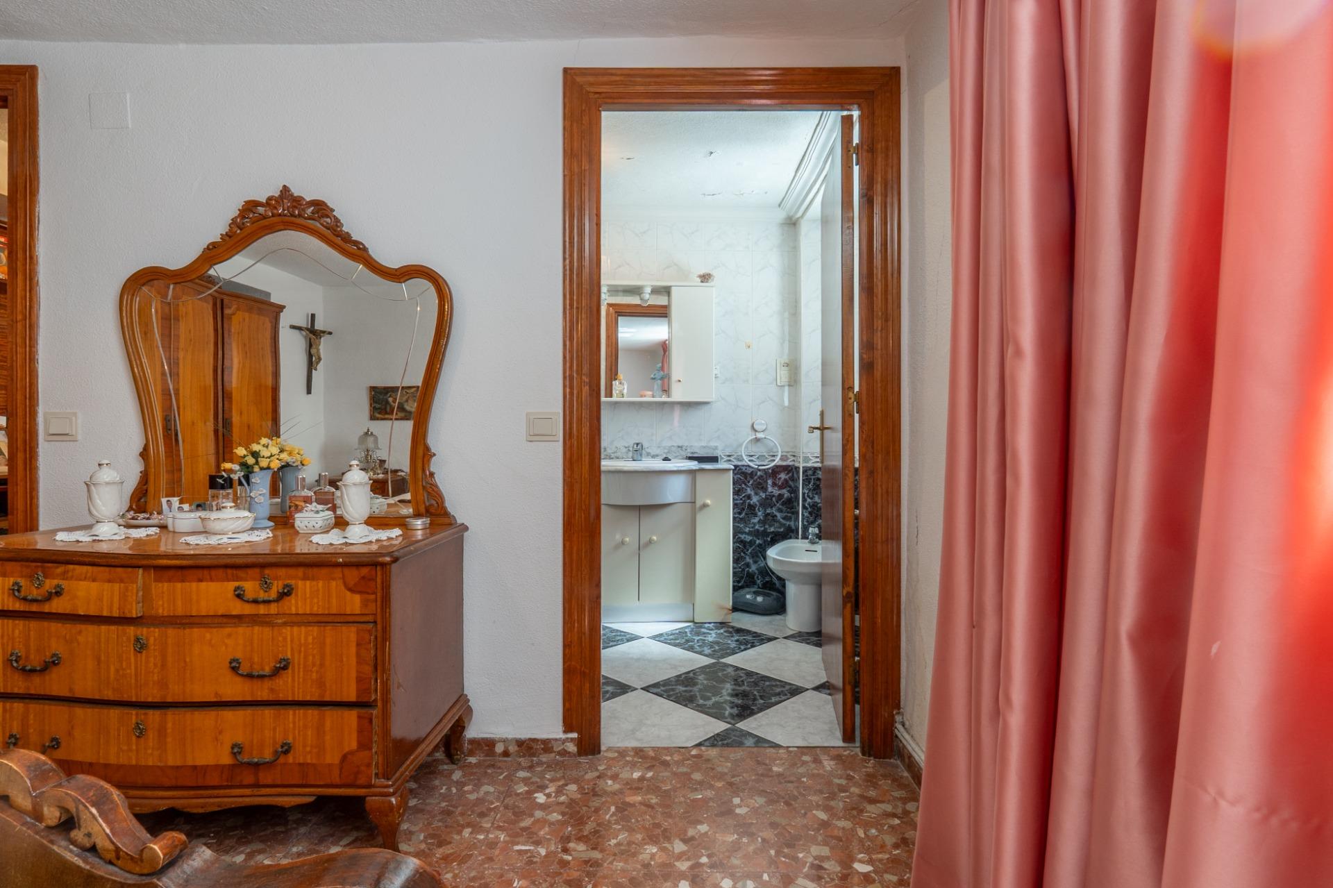 ¡Descubre tu nuevo hogar en benalúa de las villas! - foto 9
