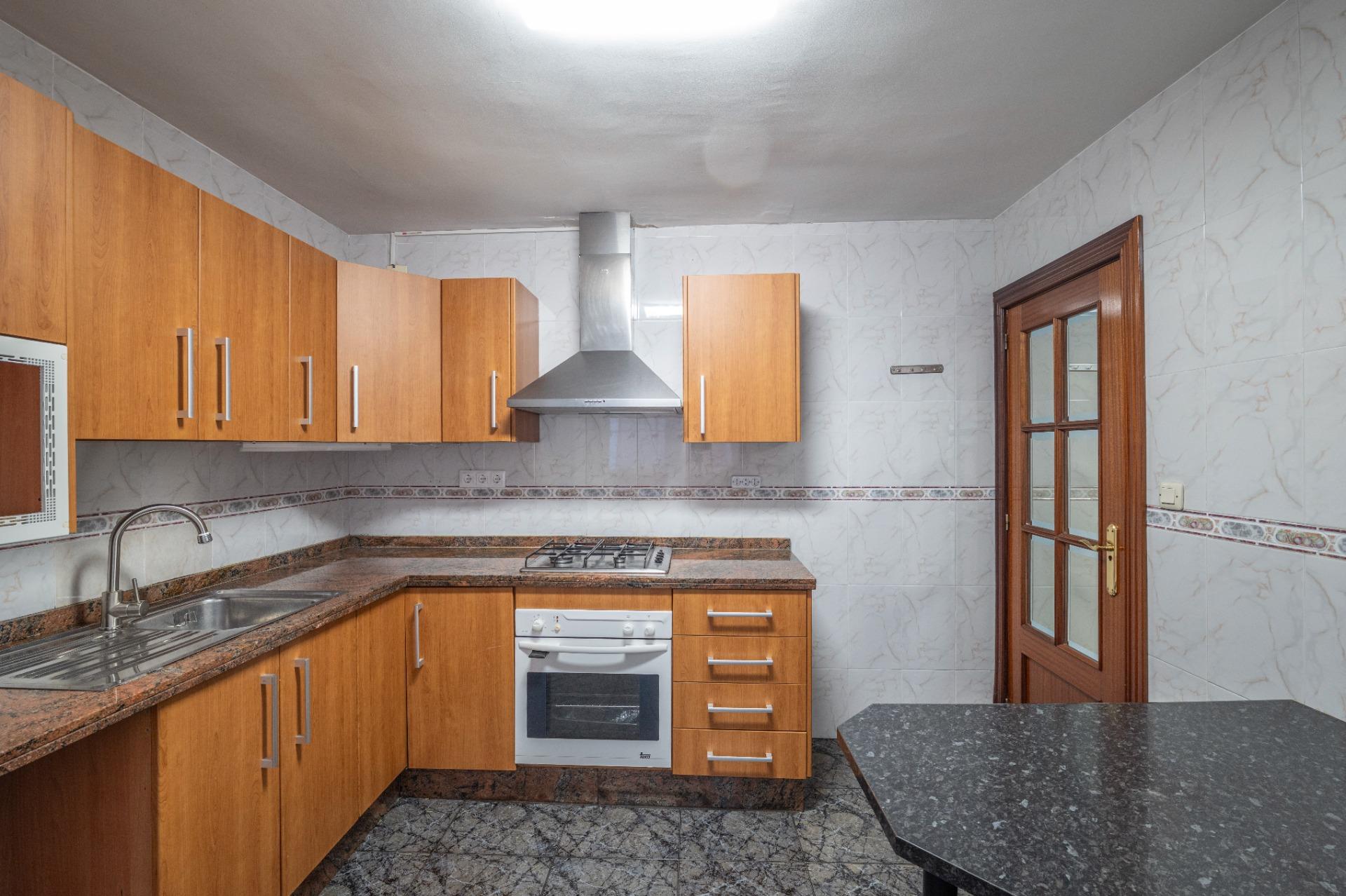 CASA HACIENDO ESQUINA EN ATARFE - foto 10