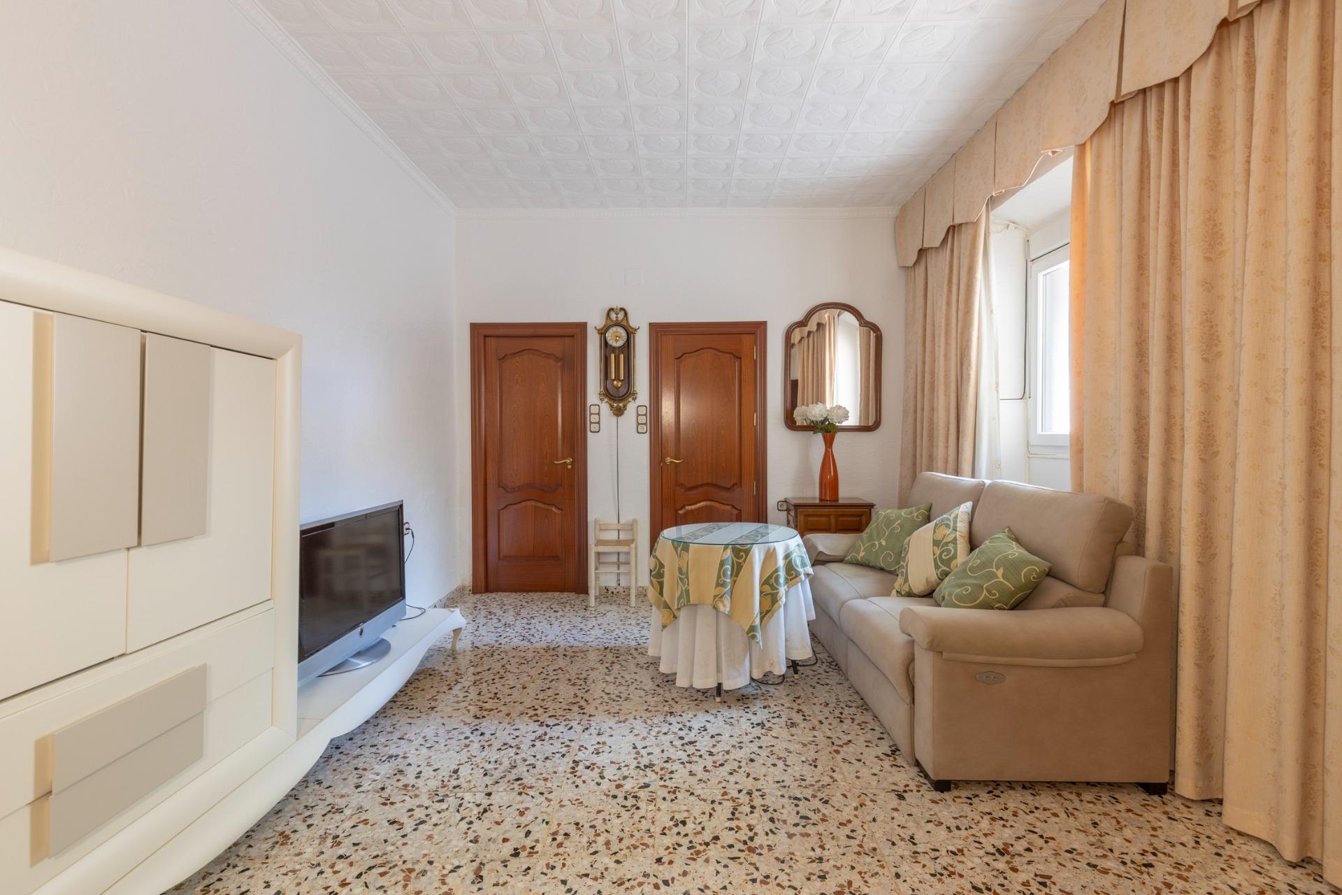 OPORTUNIDAD DE VENTA DE PISO EN ZONA ANCHA DE CAPUCHINOS - foto 22
