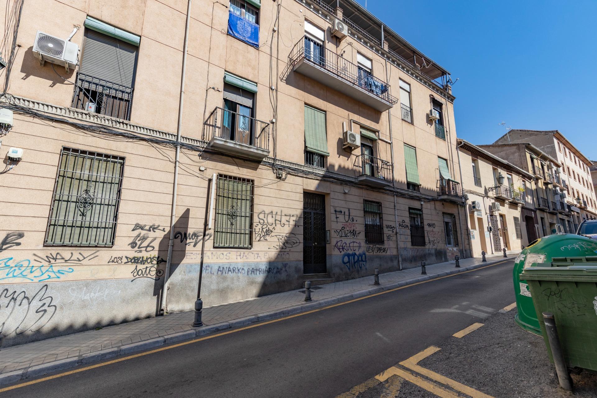 OPORTUNIDAD DE VENTA DE PISO EN ZONA ANCHA DE CAPUCHINOS - foto 34