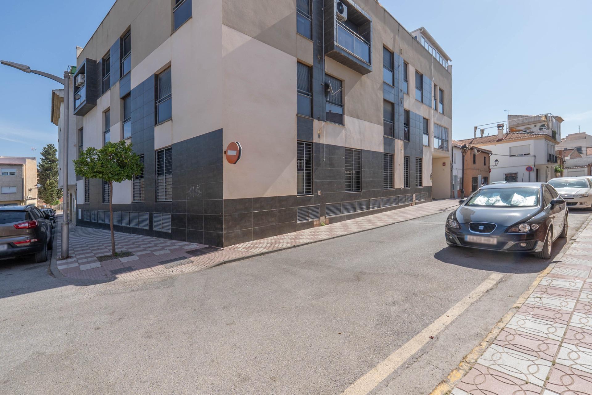 VENTA DE PISO JUNTO AL METRO DE CHURRIANA DE LA VEGA