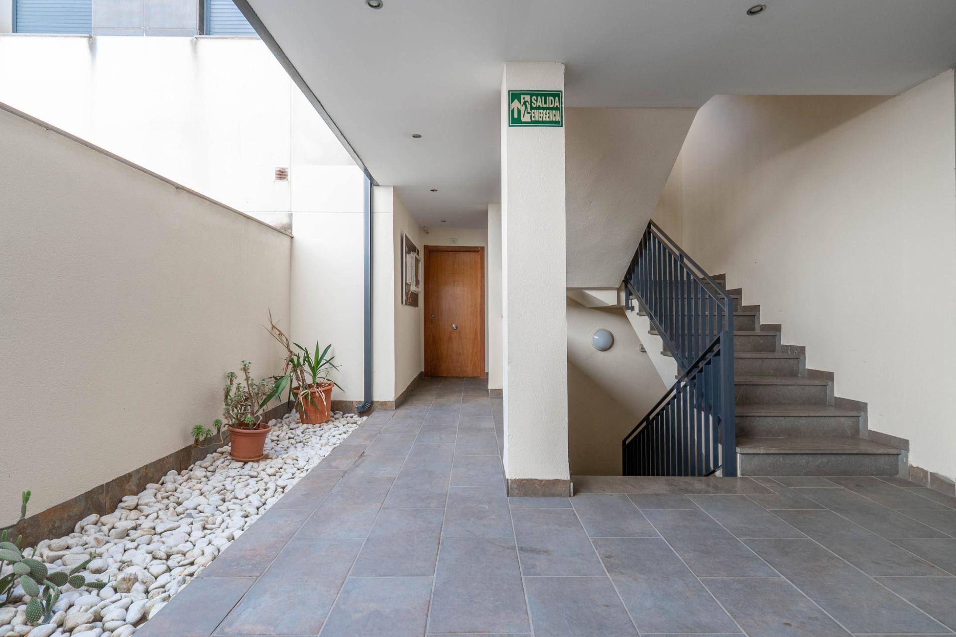 VENTA DE PISO JUNTO AL METRO DE CHURRIANA DE LA VEGA - foto 33